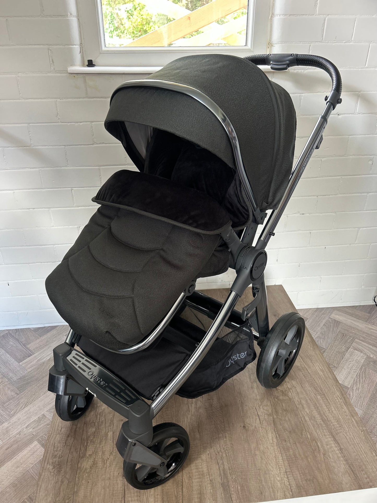 BabyStyle Oyster 3 - Black Olive - Full Travel System