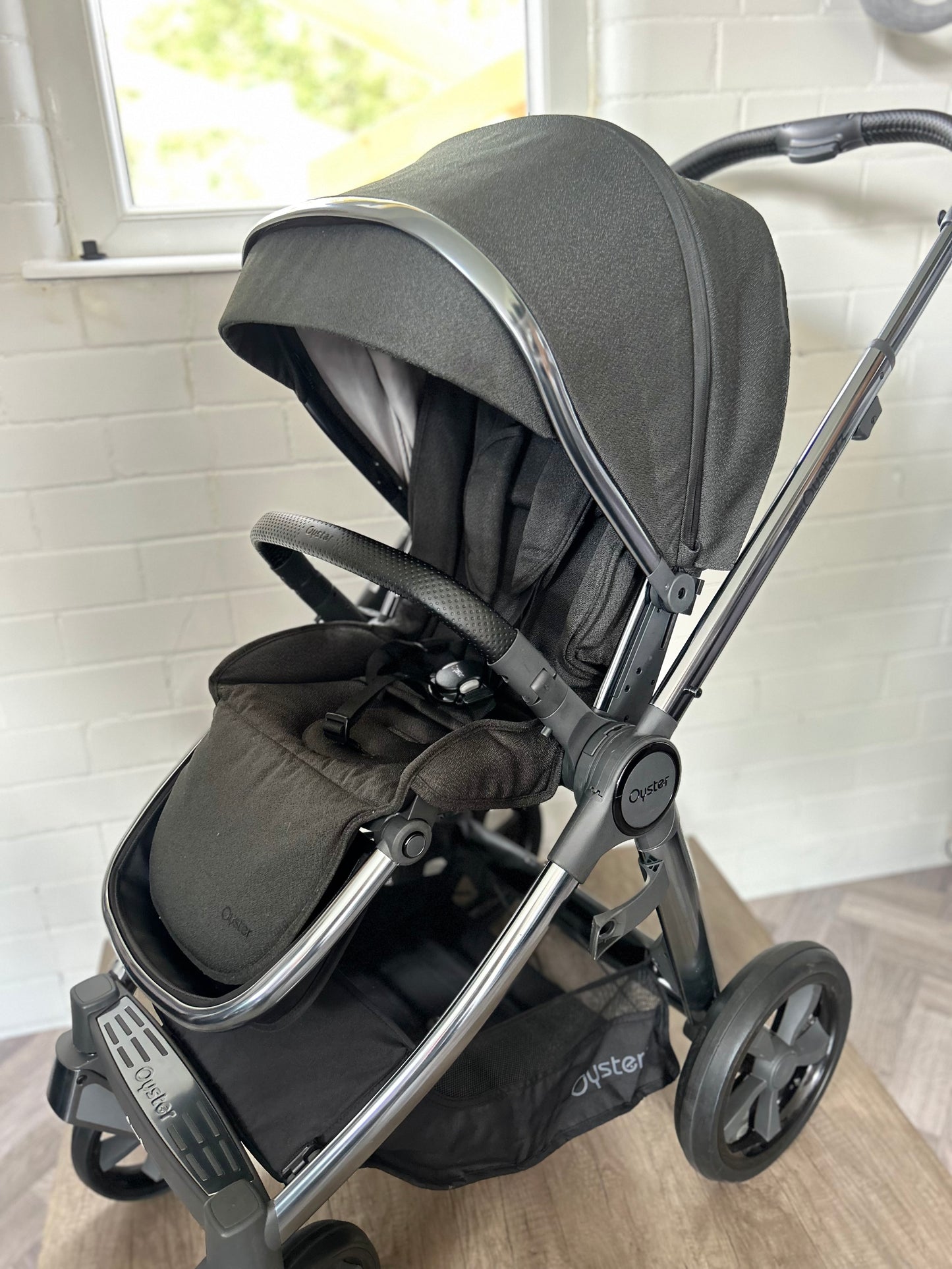 BabyStyle Oyster 3 - Black Olive - Full Travel System