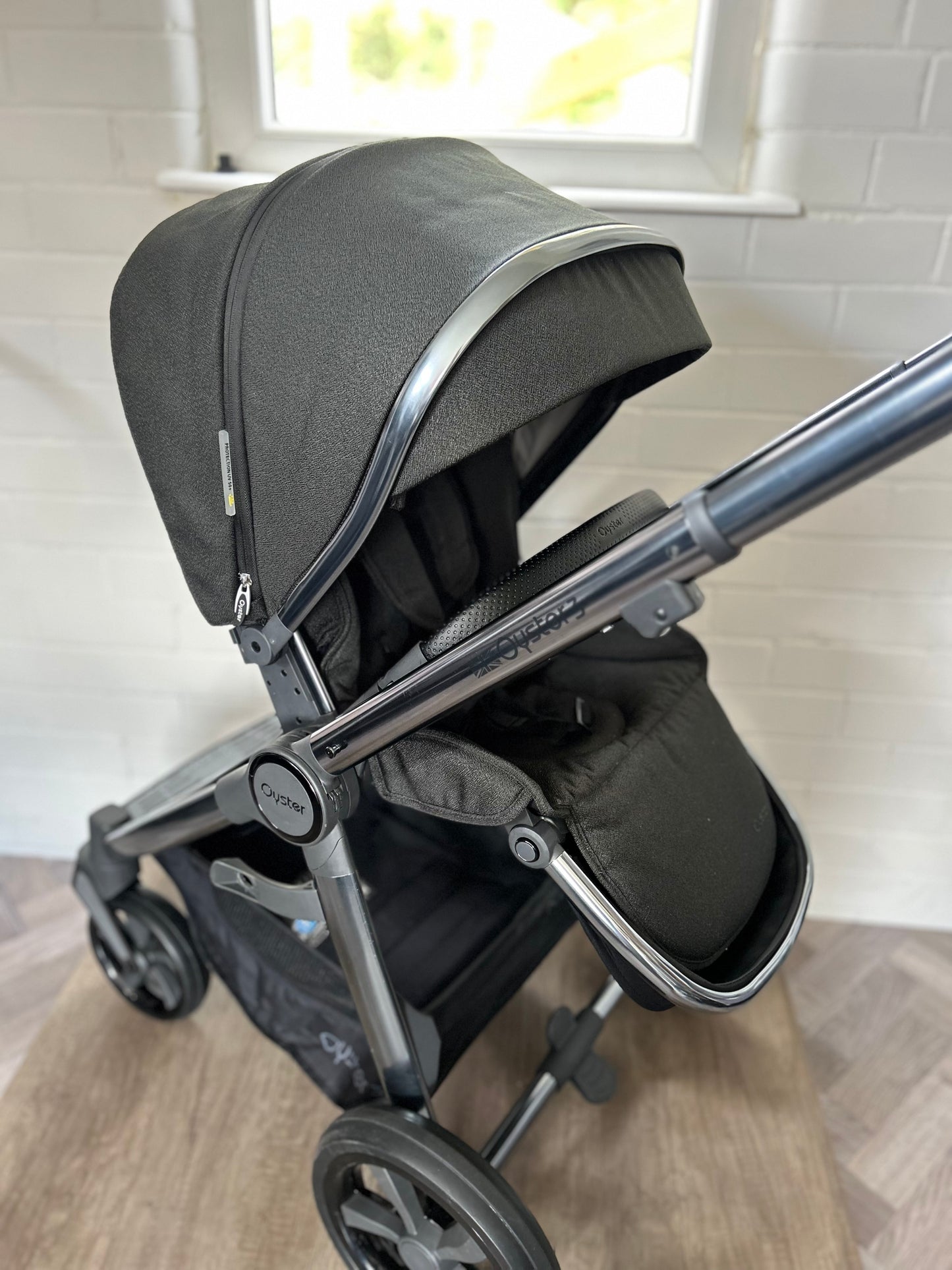 BabyStyle Oyster 3 - Black Olive - Full Travel System