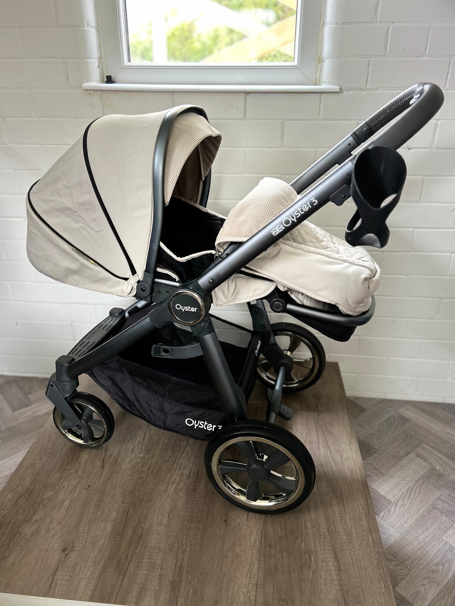 BabyStyle Oyster 3 - Vanilla - Full Travel System