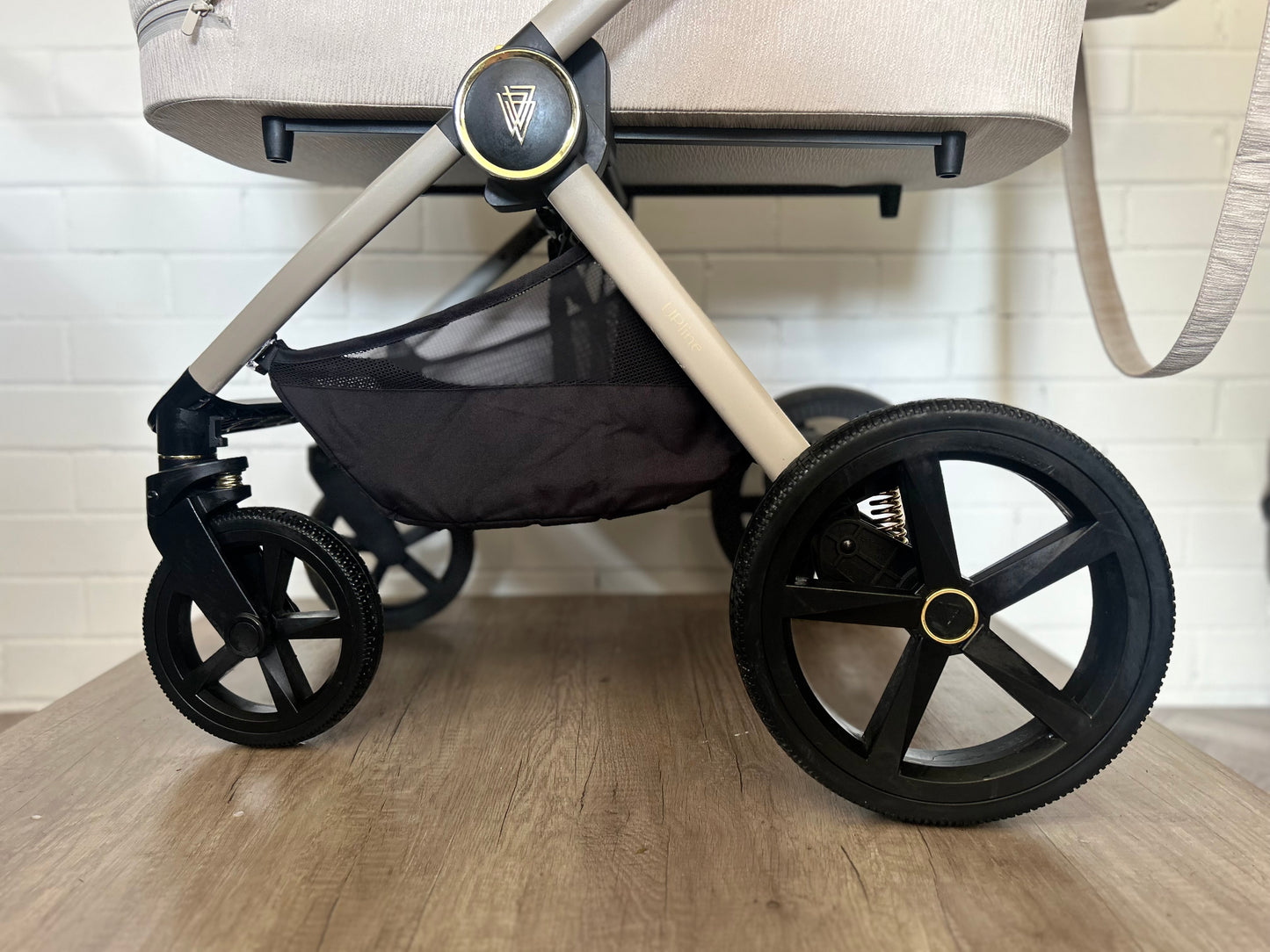 Venicci Tinum Upline 3-in-1 Travel System Bundle - Stone Beige