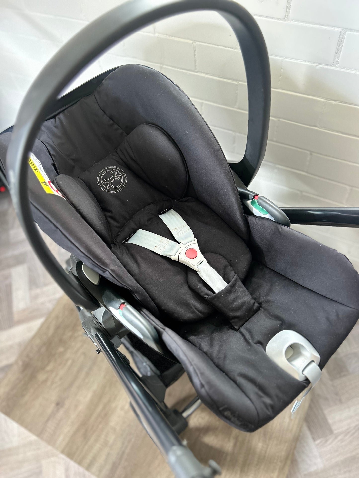 BabyStyle Oyster 3 - Black Olive - Full Travel System