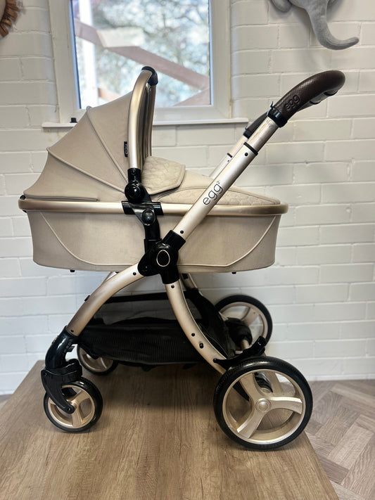 BabyStyle Egg2 - Feather 2 in 1 Travel System