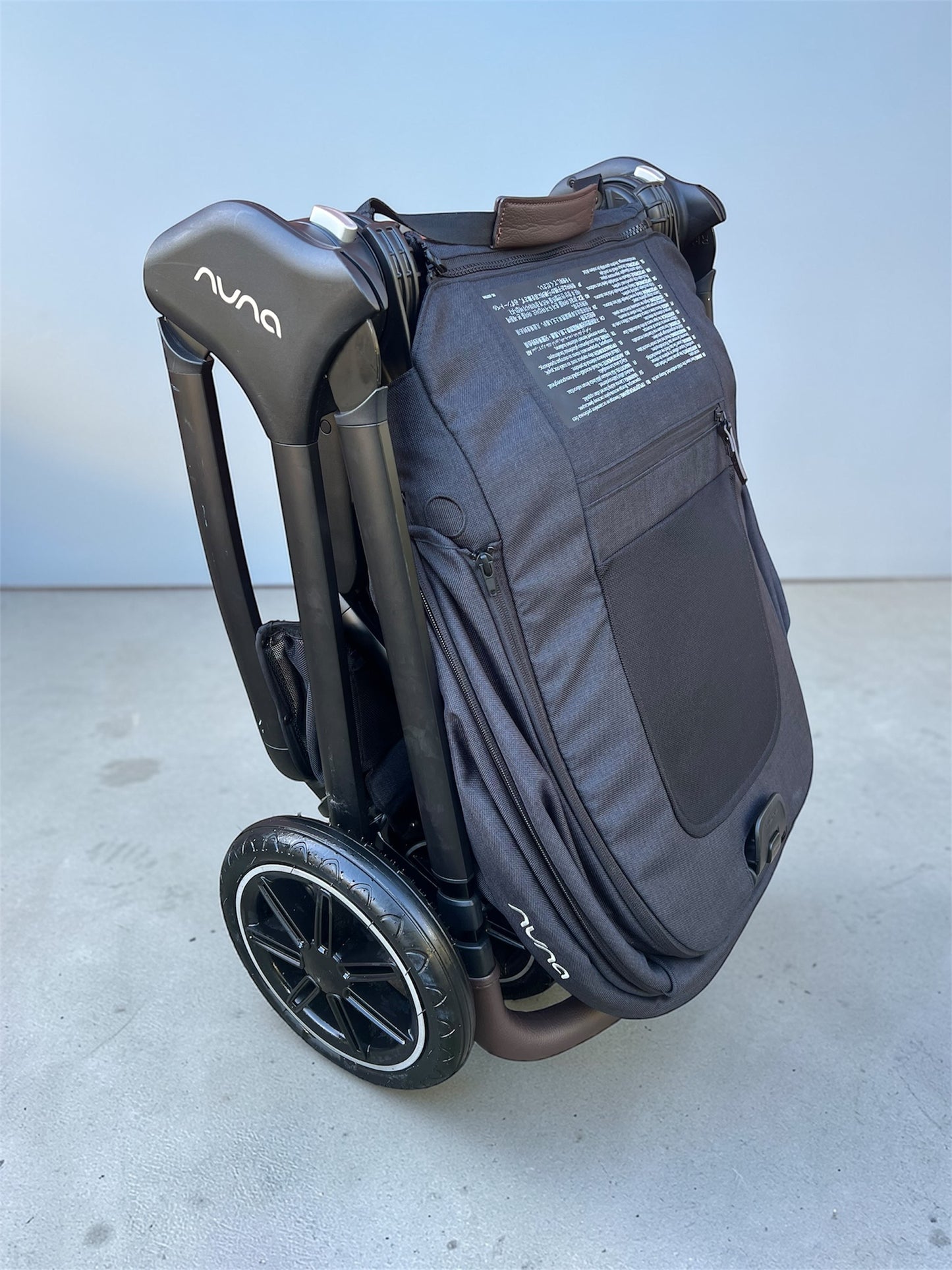 Nuna TRIV Next Urbn Pushchair Bundle with PIPA Urbn Car Seat & LYTL Carrycot - Caviar