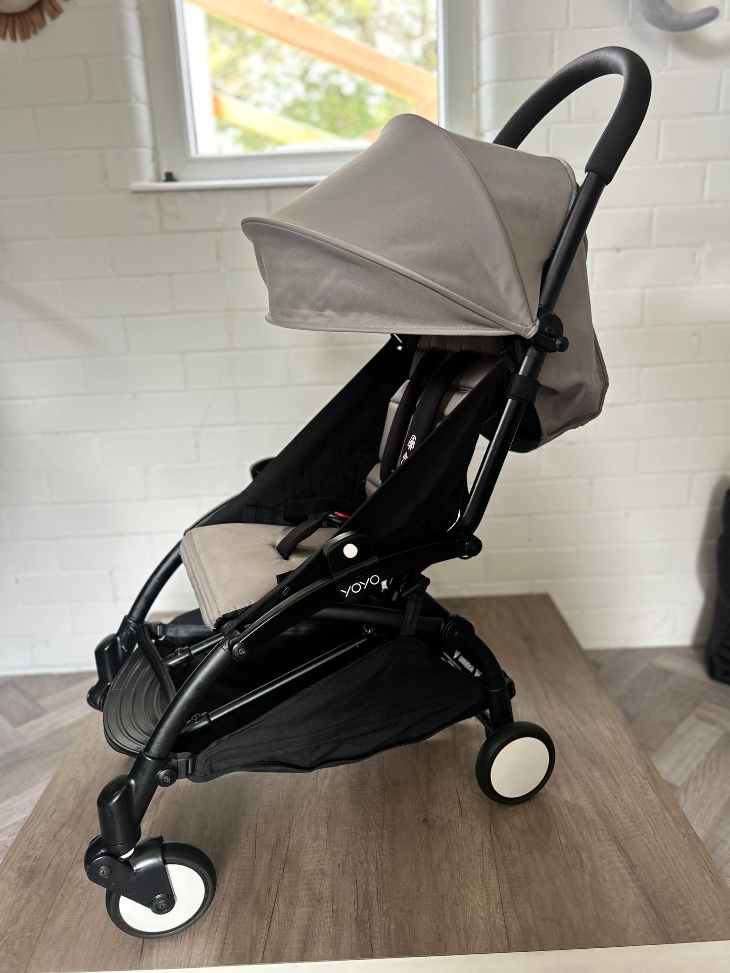 Babyzen YoYo 3 in 1 Travel System in Grey/Black