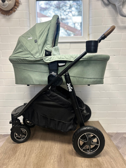 Joie Versatrax E Trio Travel System - Laurel