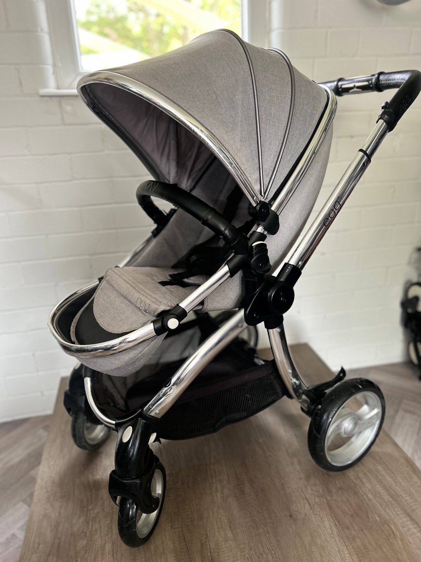 Egg Stroller 3 in 1 - Platinum