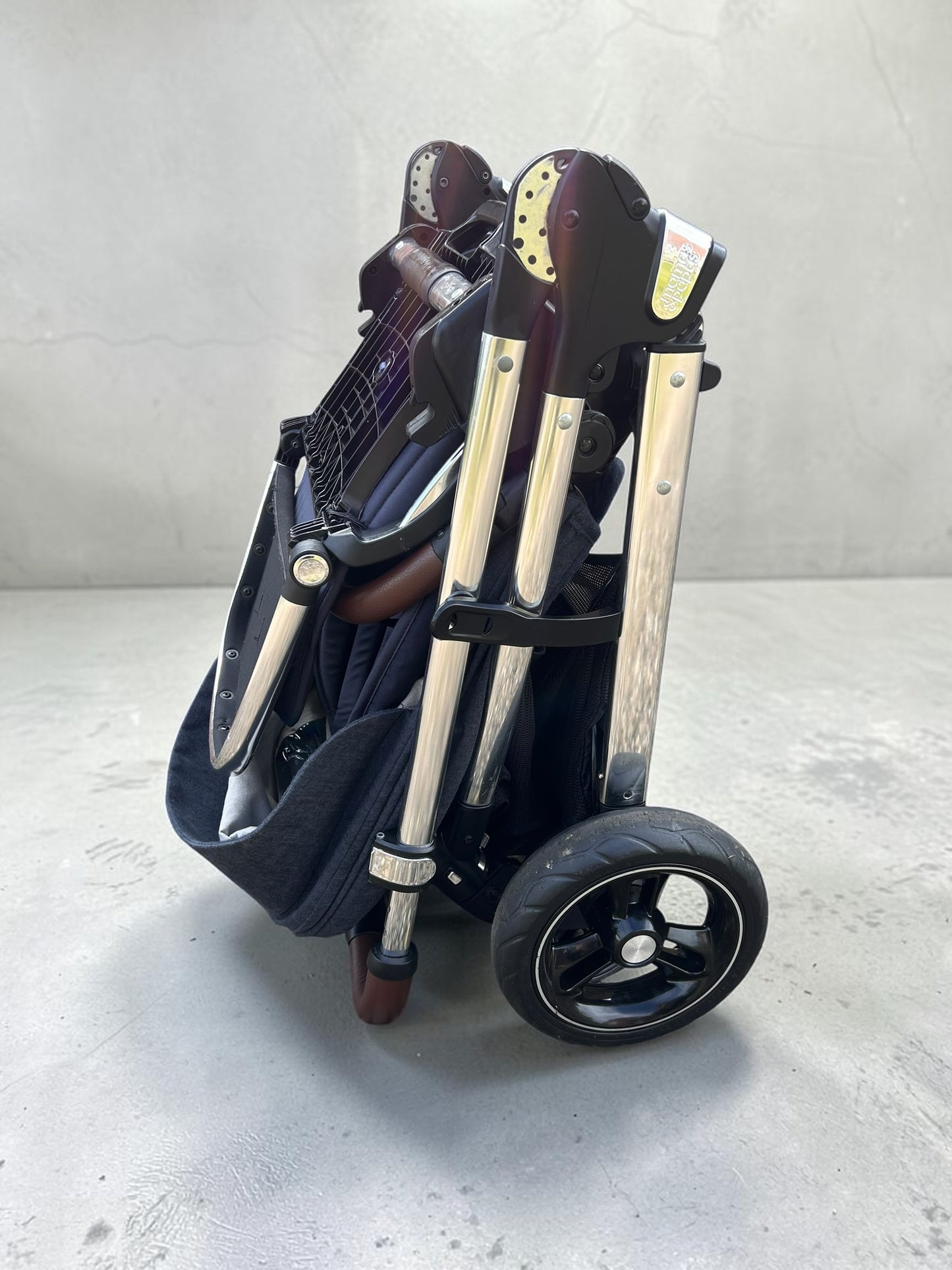 Mamas & Papas Flip XT3 Pushchair & Carrycot Bundle