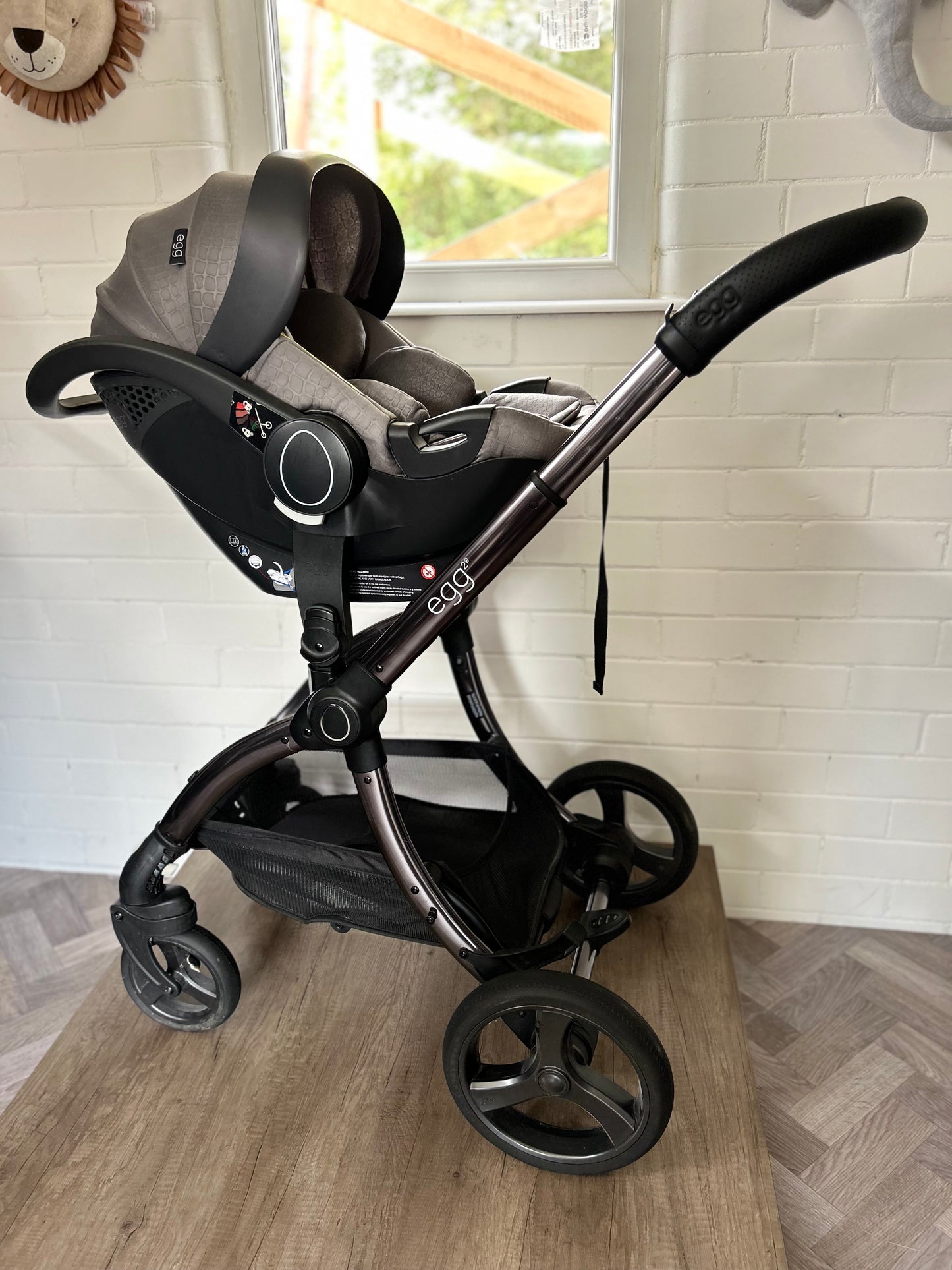 Egg2 - Jurassic Grey - 3 in 1 Travel System
