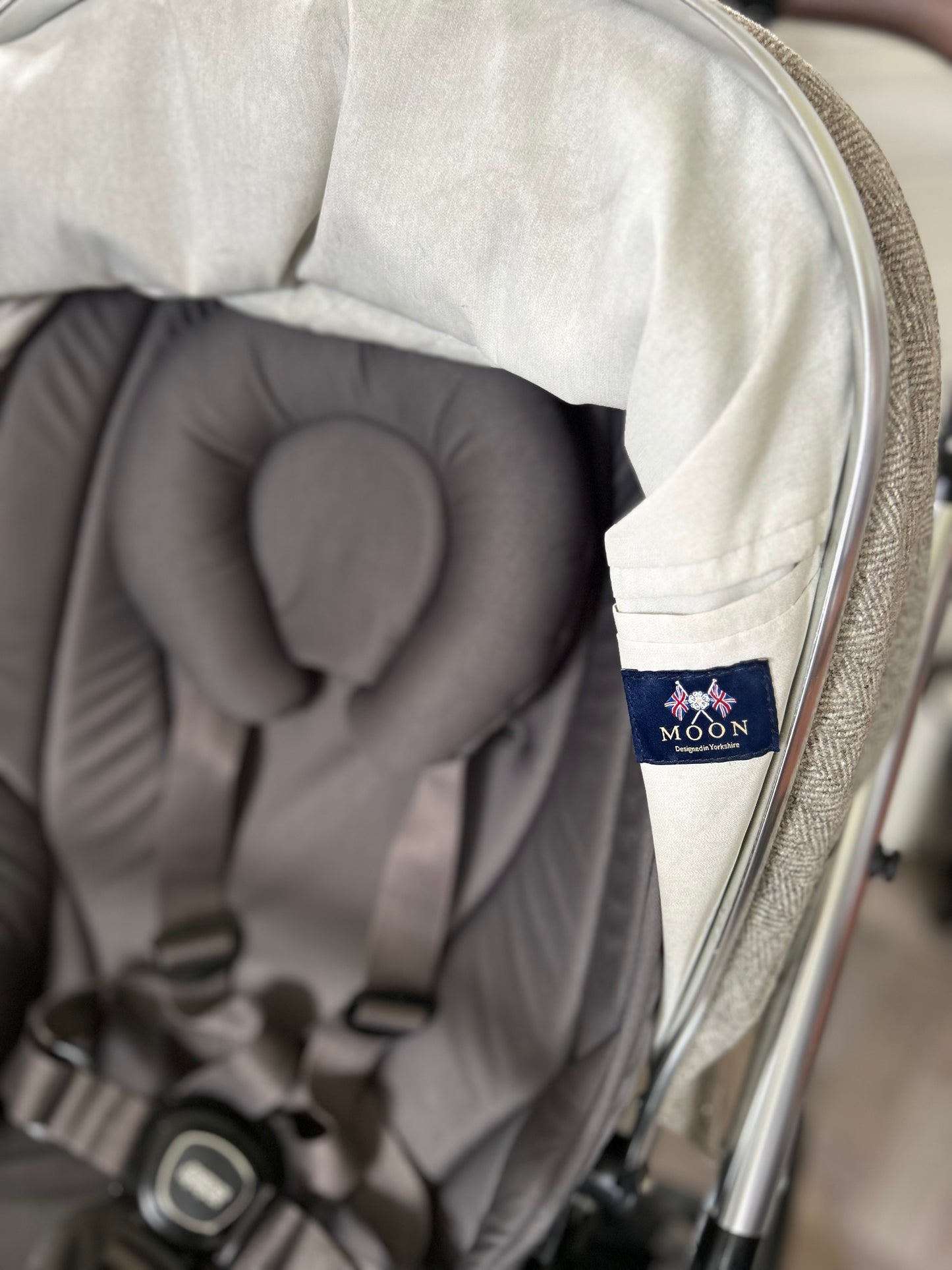 Mamas & Papas Ocarro - Moon/Heritage 2 in 1 Travel System