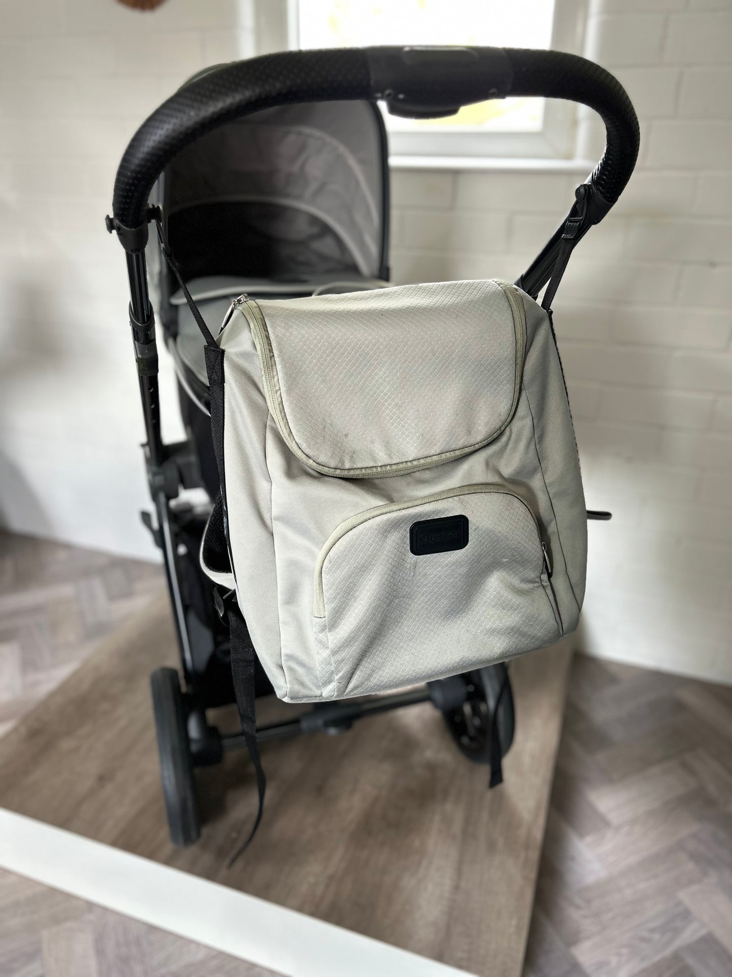 BabyStyle Oyster 3 - Gun Metal / Spearmint