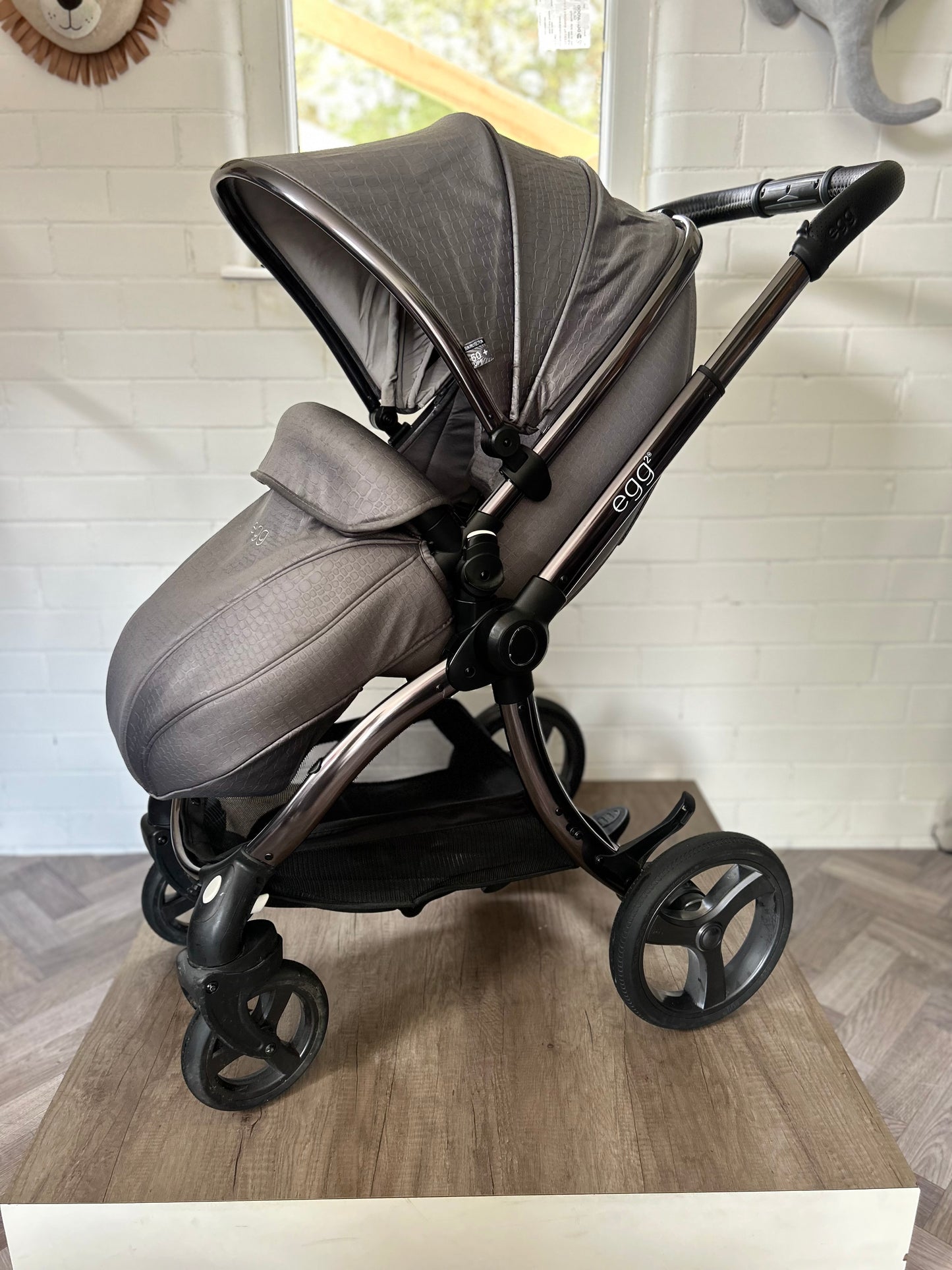 Egg2 - Jurassic Grey - 3 in 1 Travel System