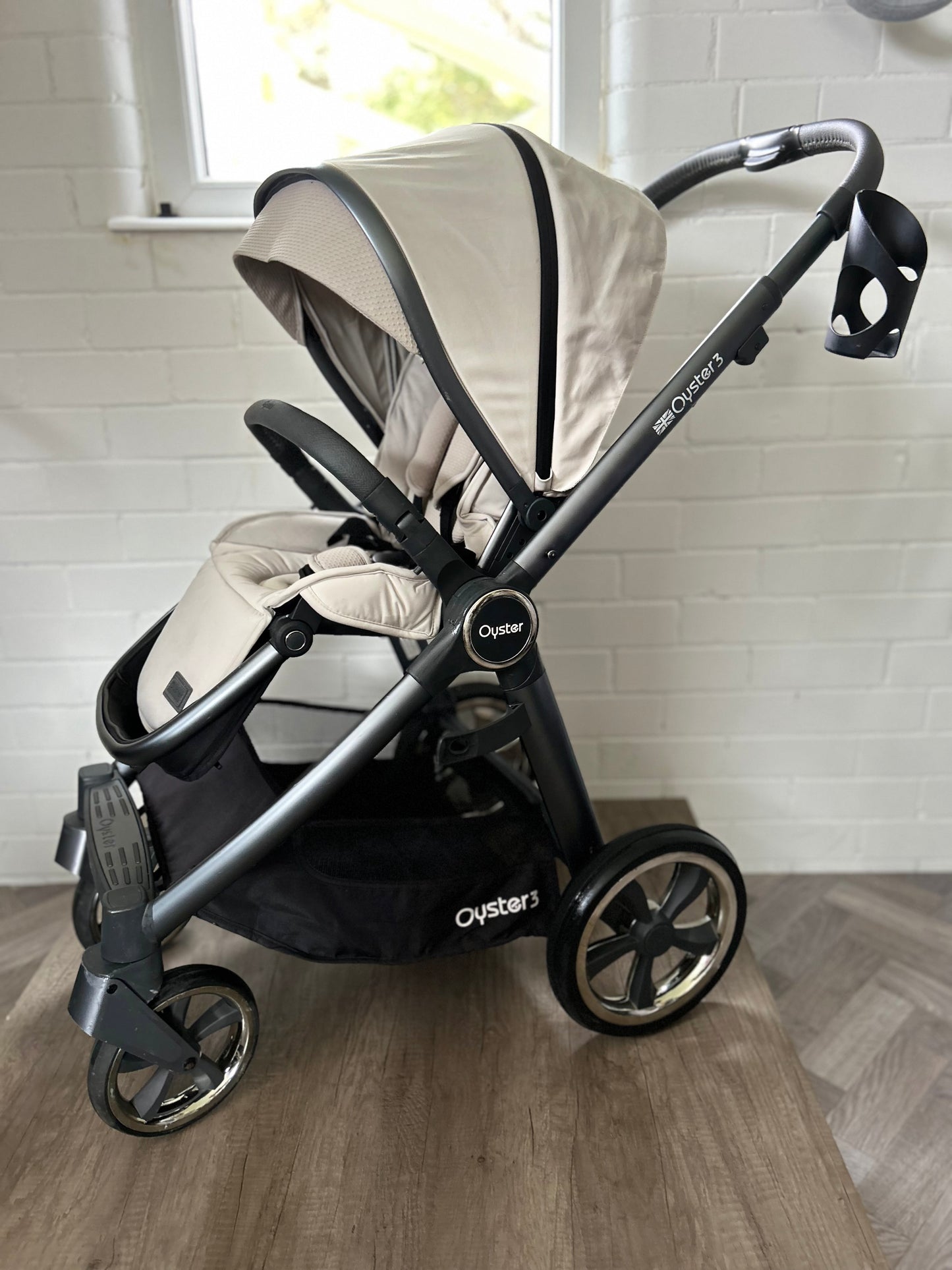 BabyStyle Oyster 3 - Vanilla - Full Travel System