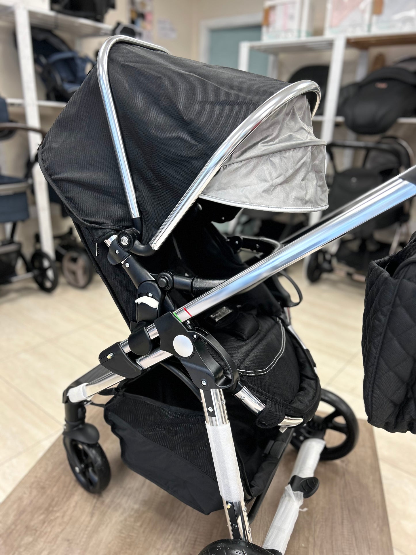 Mee-Go Glide Stroller - Black