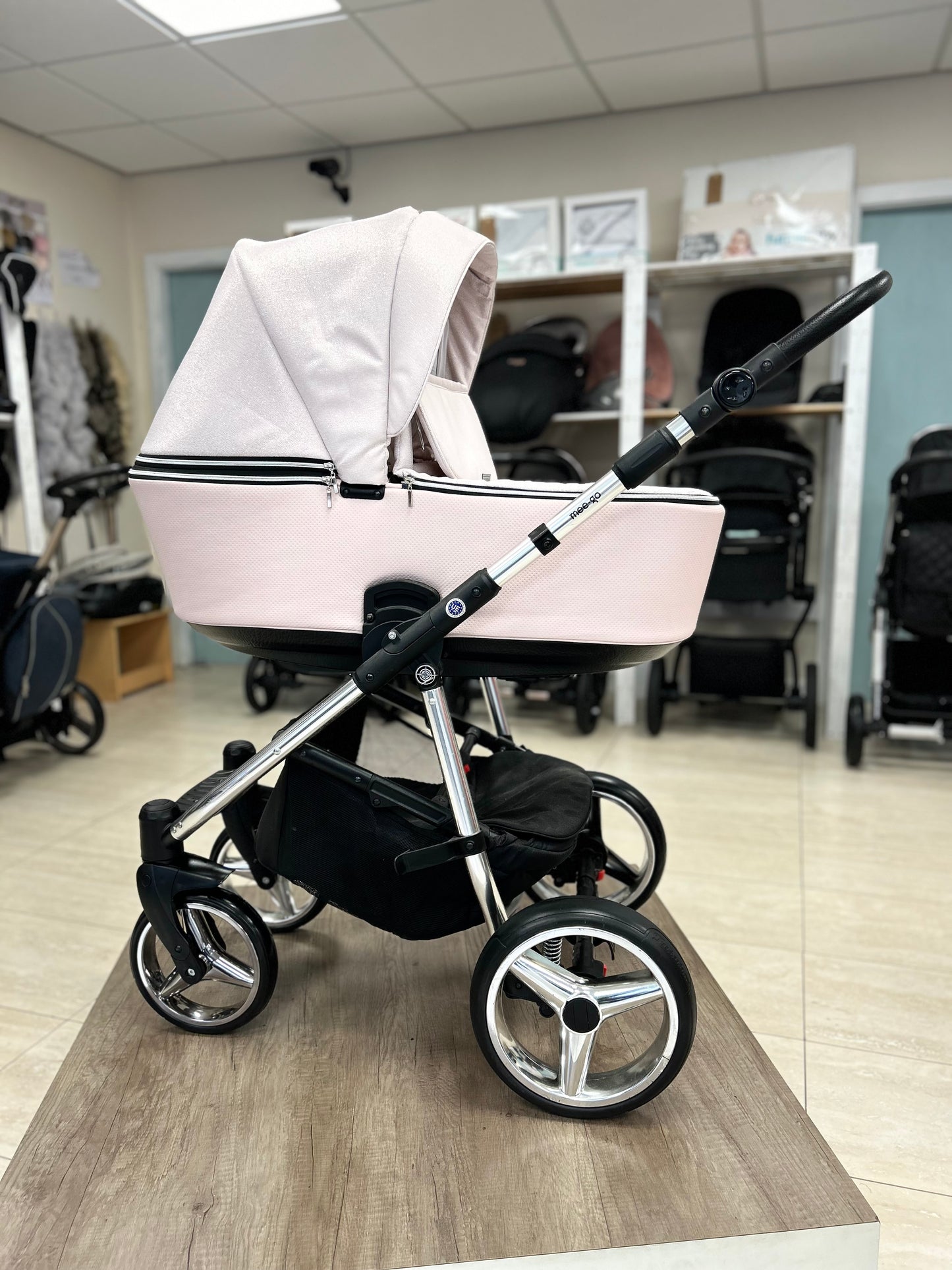 Mee-Go Santino Travel System – Fairy Dust
