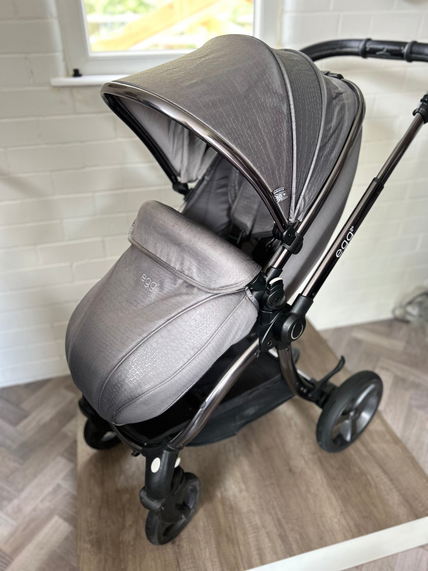 Egg2 - Jurassic Grey - 3 in 1 Travel System