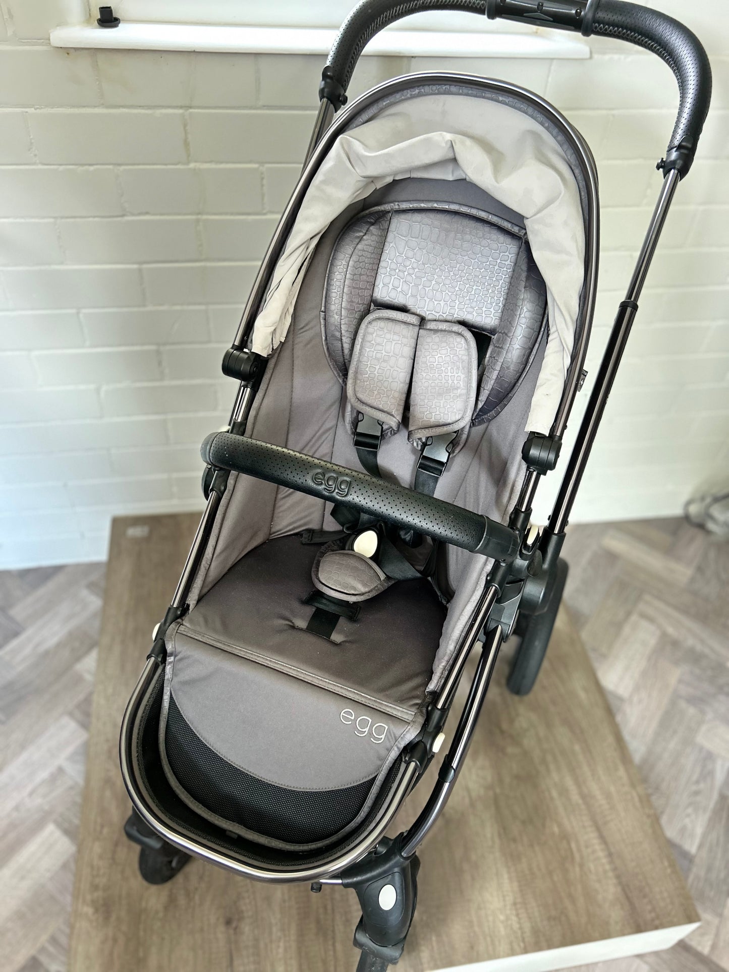 Egg2 - Jurassic Grey - 3 in 1 Travel System
