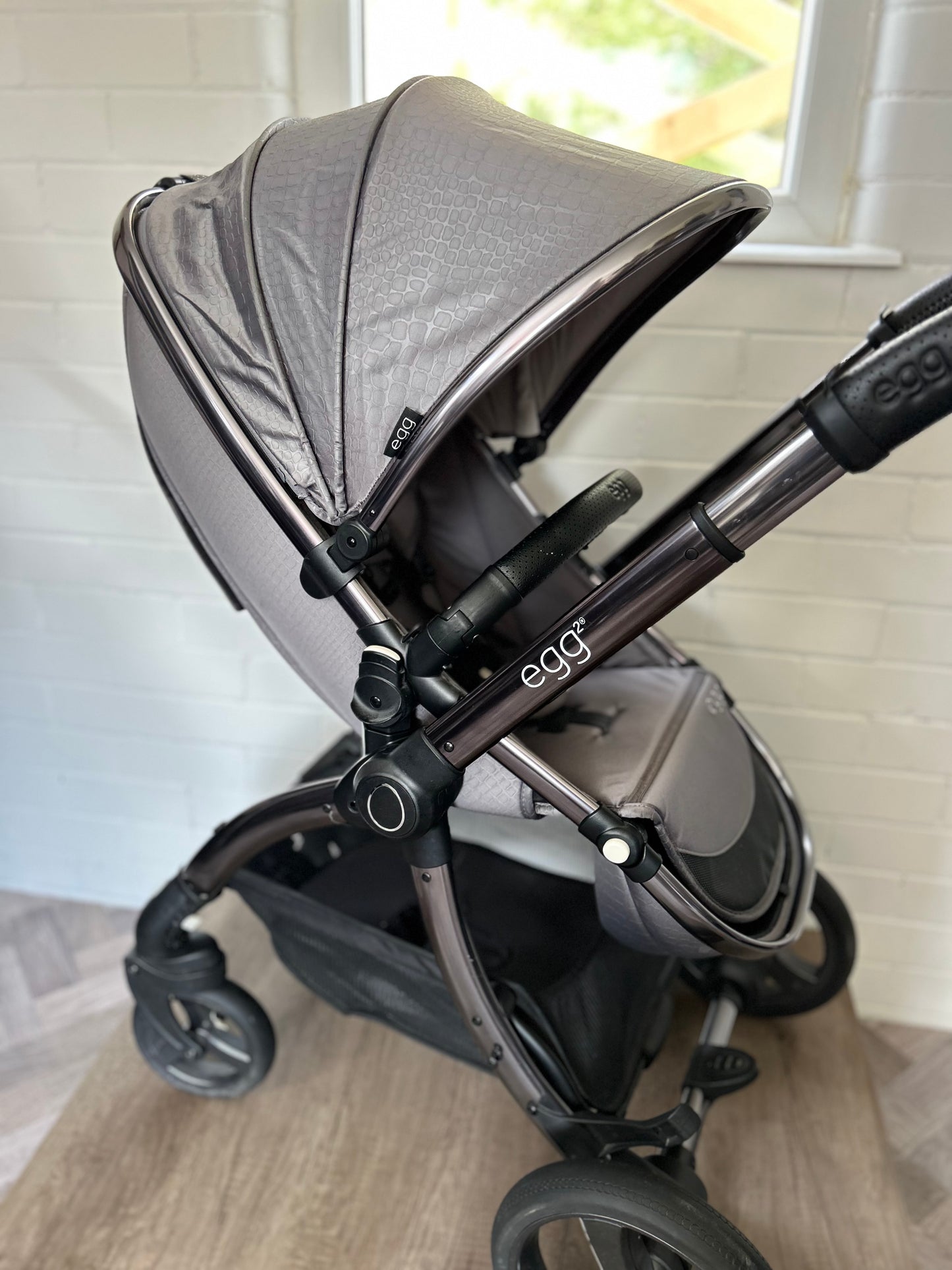 Egg2 - Jurassic Grey - 3 in 1 Travel System