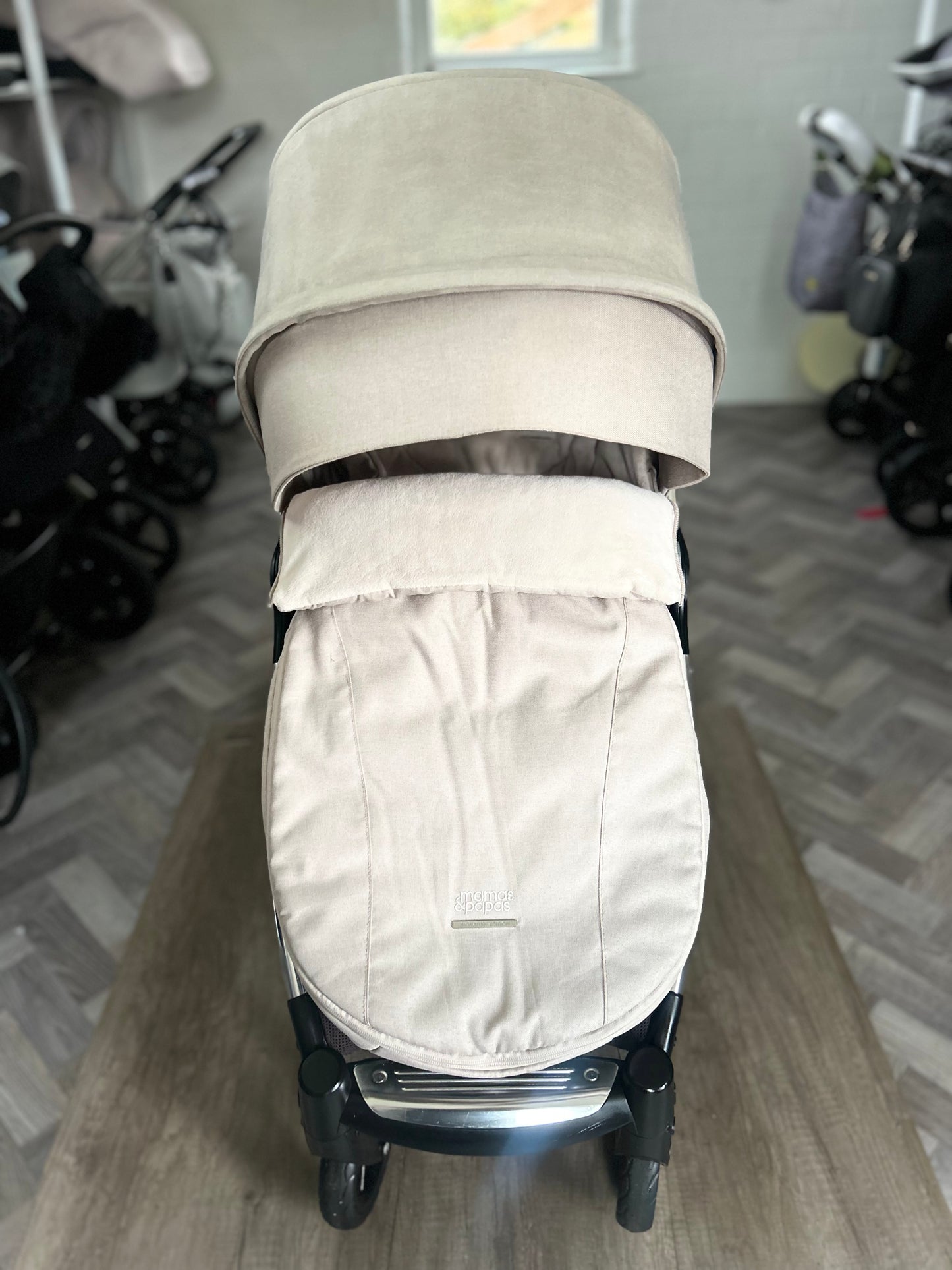 Mamas & Papas Flip XT3 Travel System - Biscuit