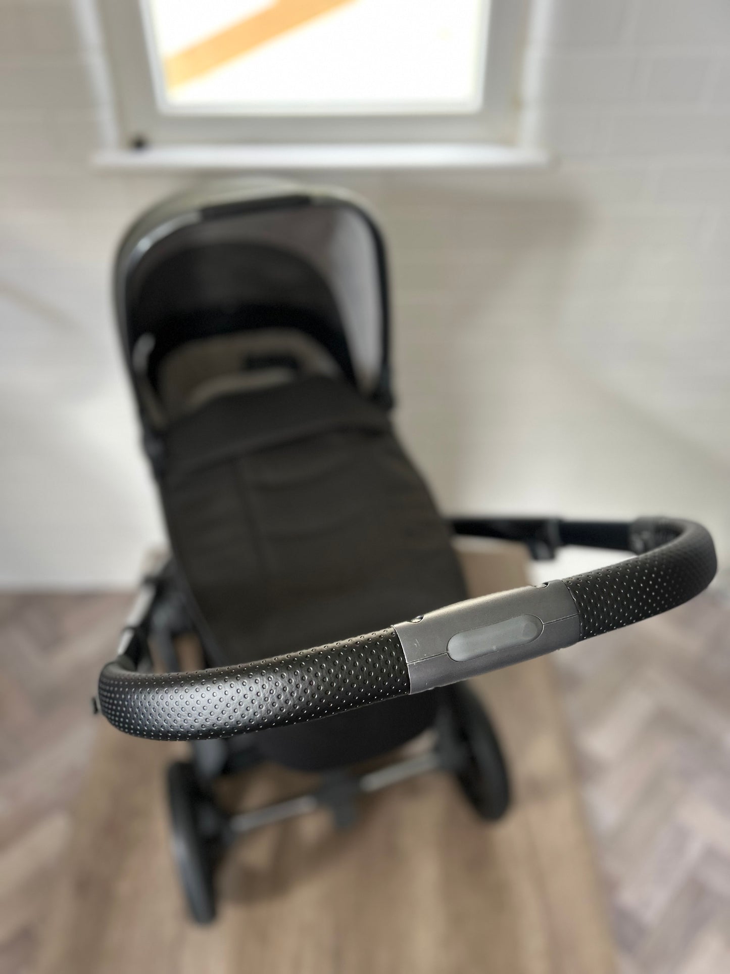 BabyStyle Oyster 3 - Black Olive - Full Travel System