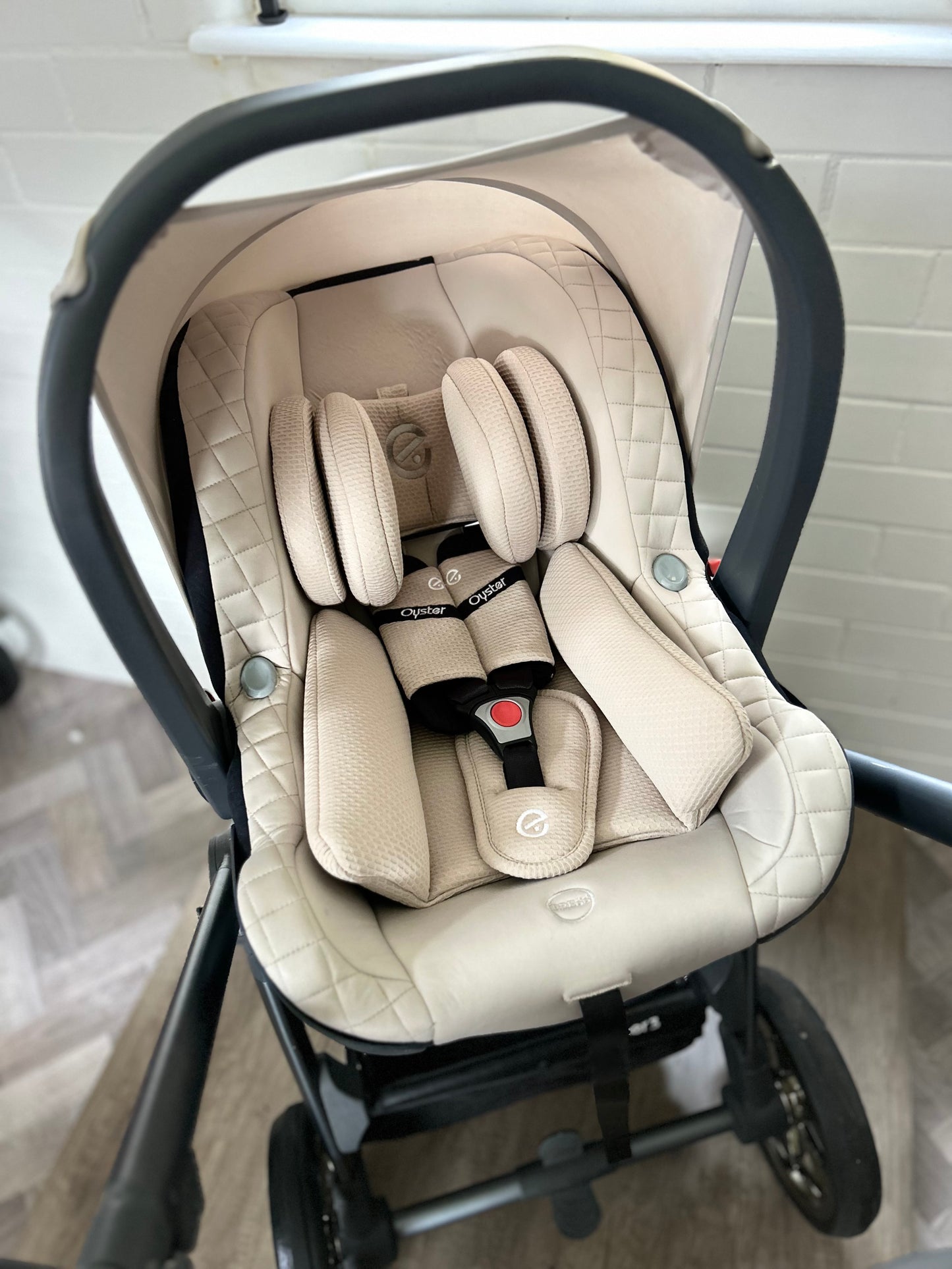 BabyStyle Oyster 3 - Vanilla - Full Travel System