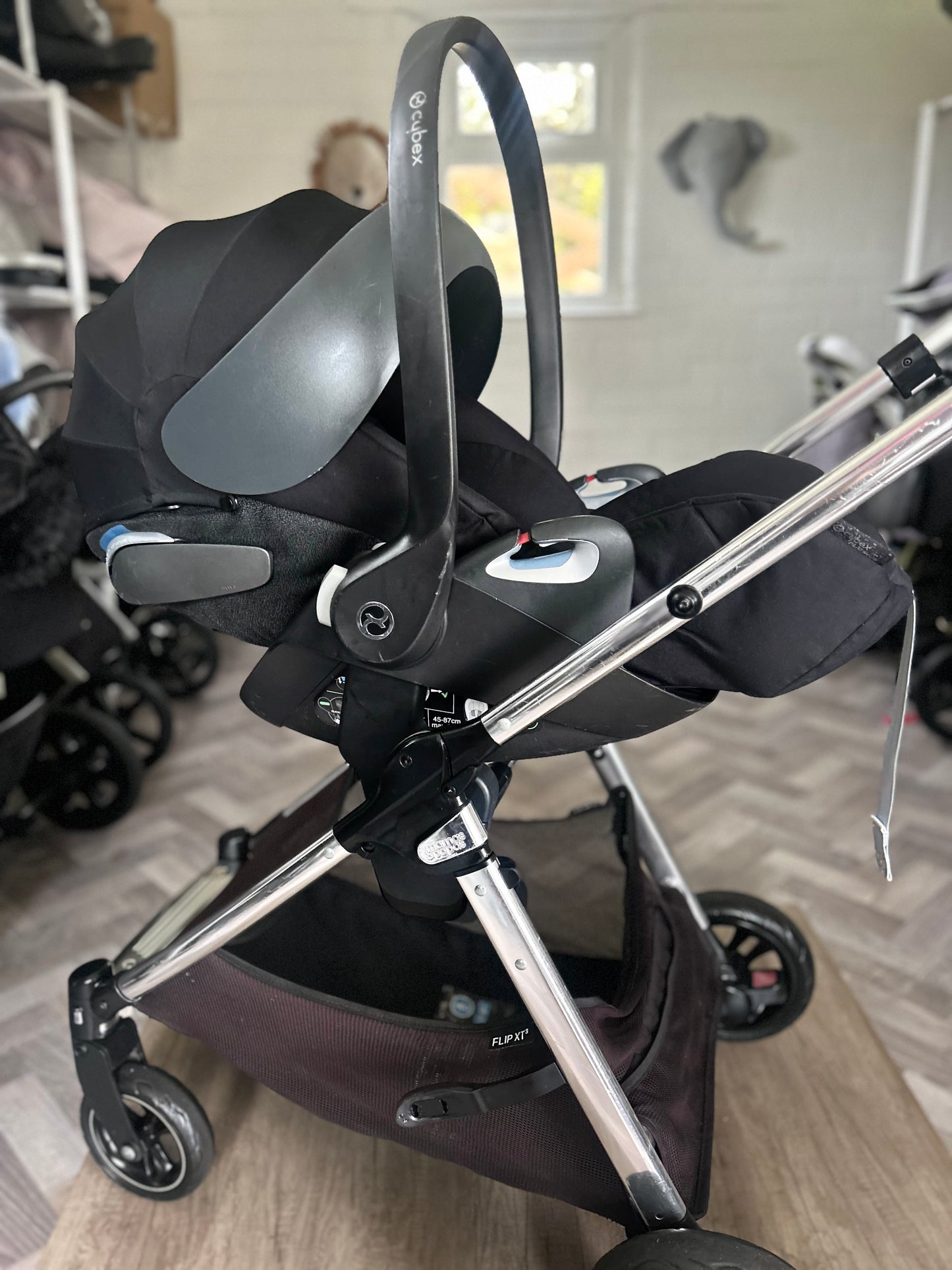 Mamas & Papas Flip XT3 Travel System - Biscuit