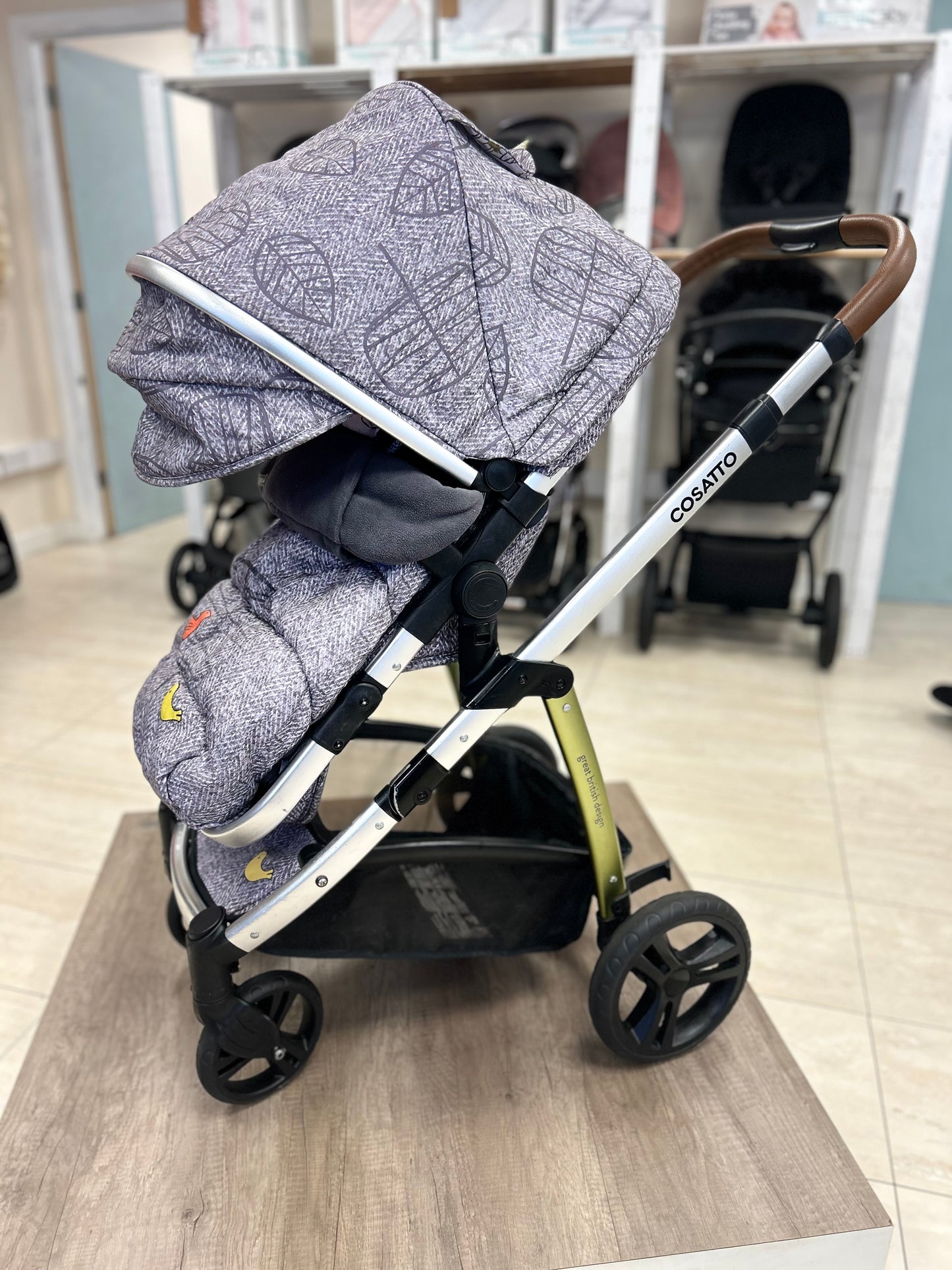 Cosatto Wow - Dawn Chorus - 3 in 1 Travel System