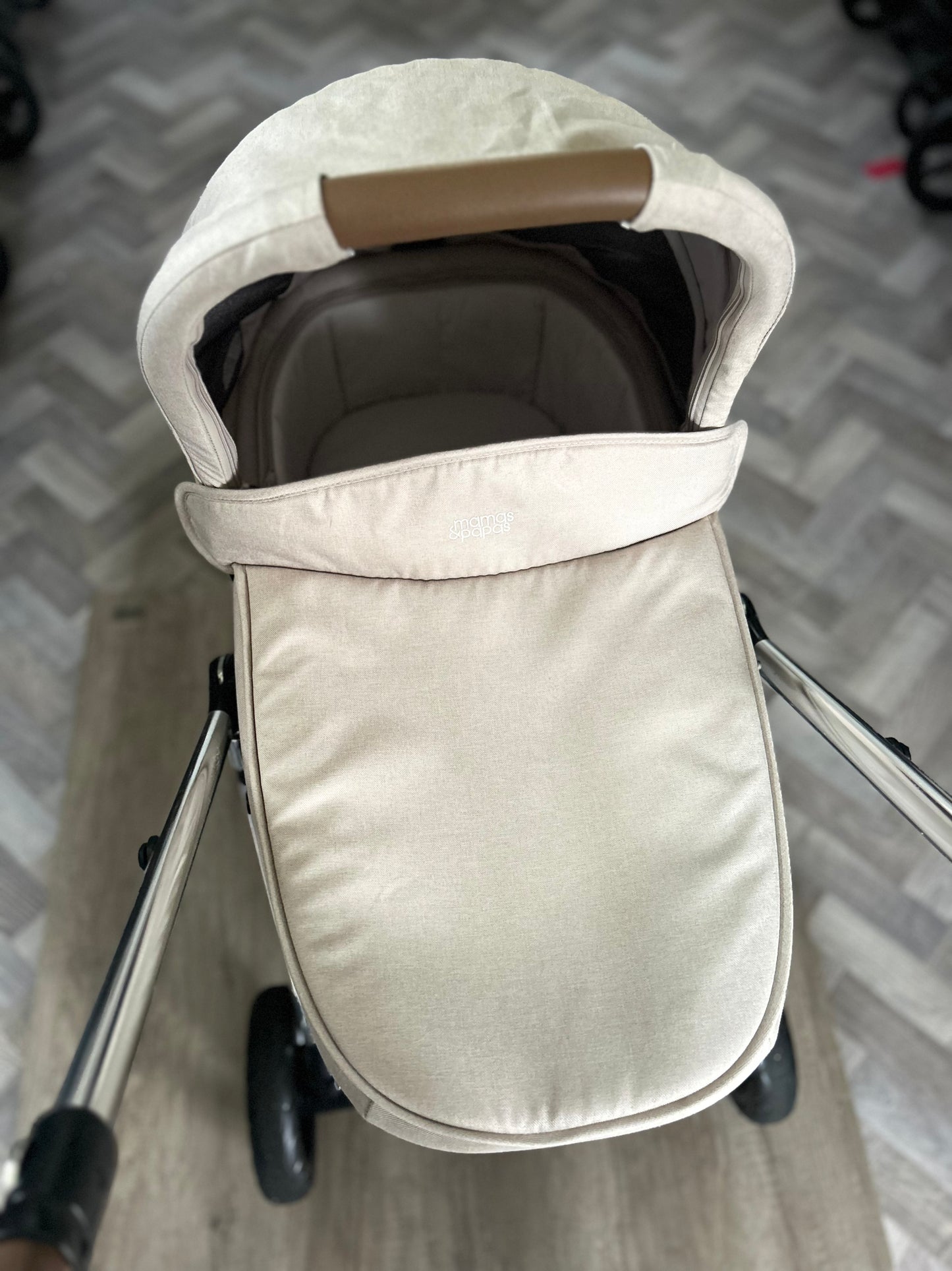 Mamas & Papas Flip XT3 Travel System - Biscuit