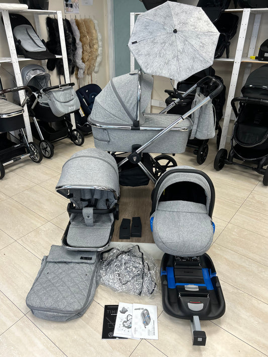Venicci Tinum 2.0 (3 in 1) Travel System - Silver
Chrome Chassis