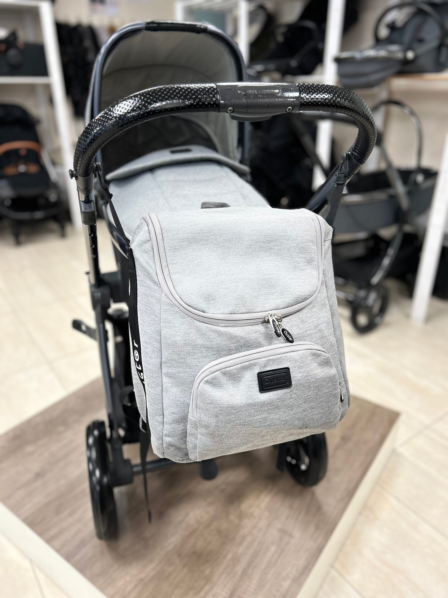 BabyStyle Oyster3 Pram & Carrycot - Moon