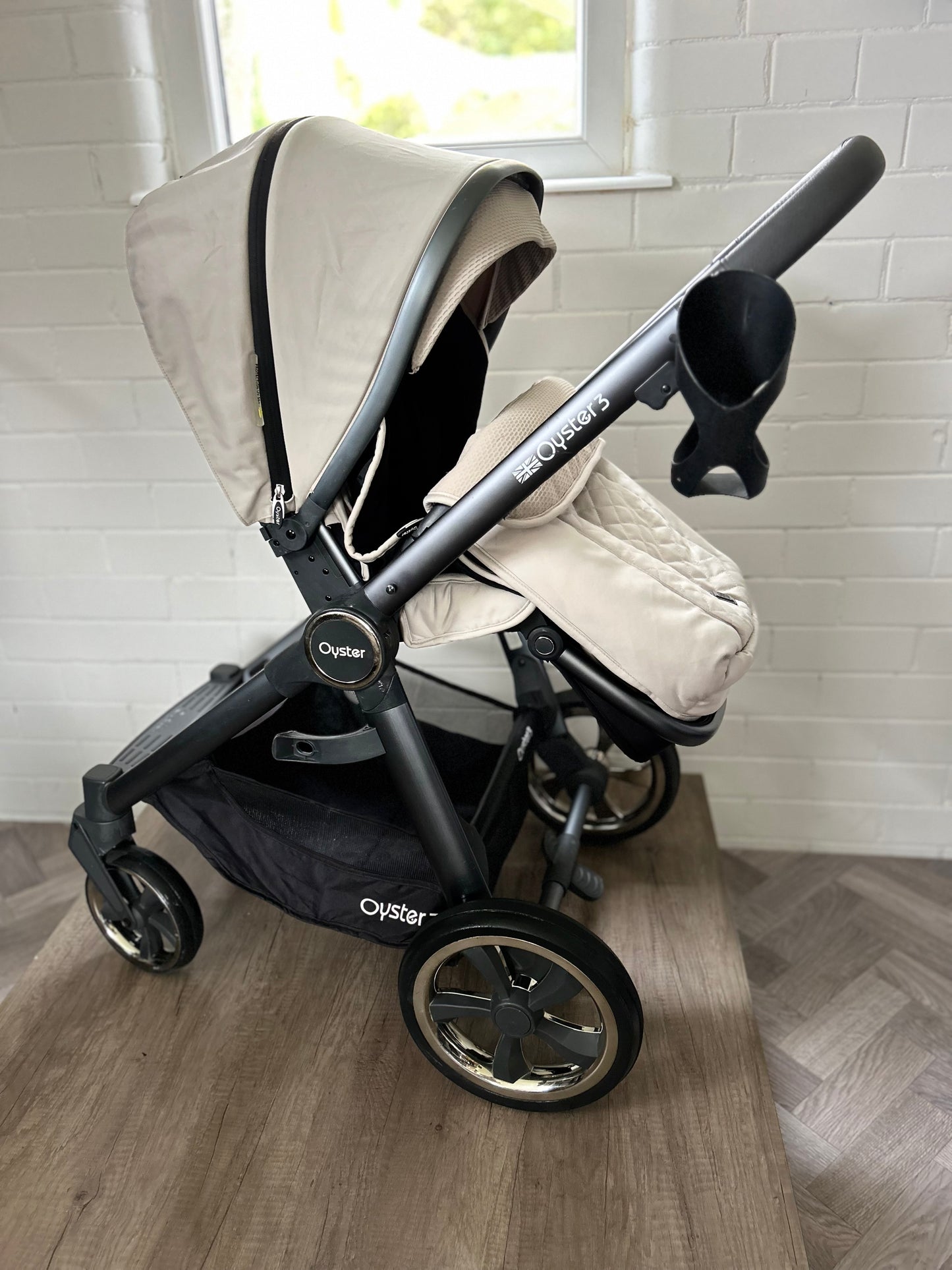 BabyStyle Oyster 3 - Vanilla - Full Travel System