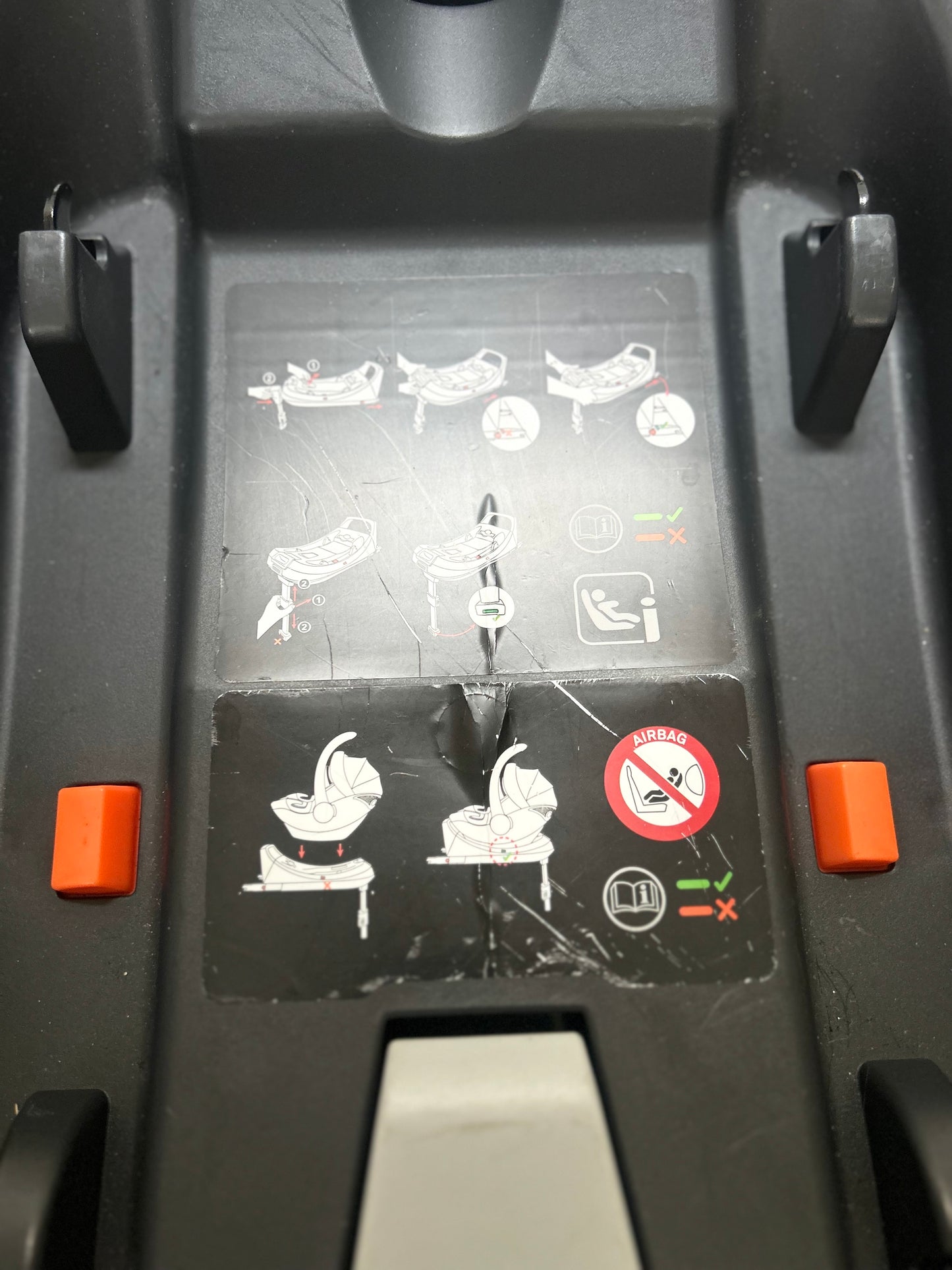 egg® Shell i-Size ISOFIX Car Seat Base
