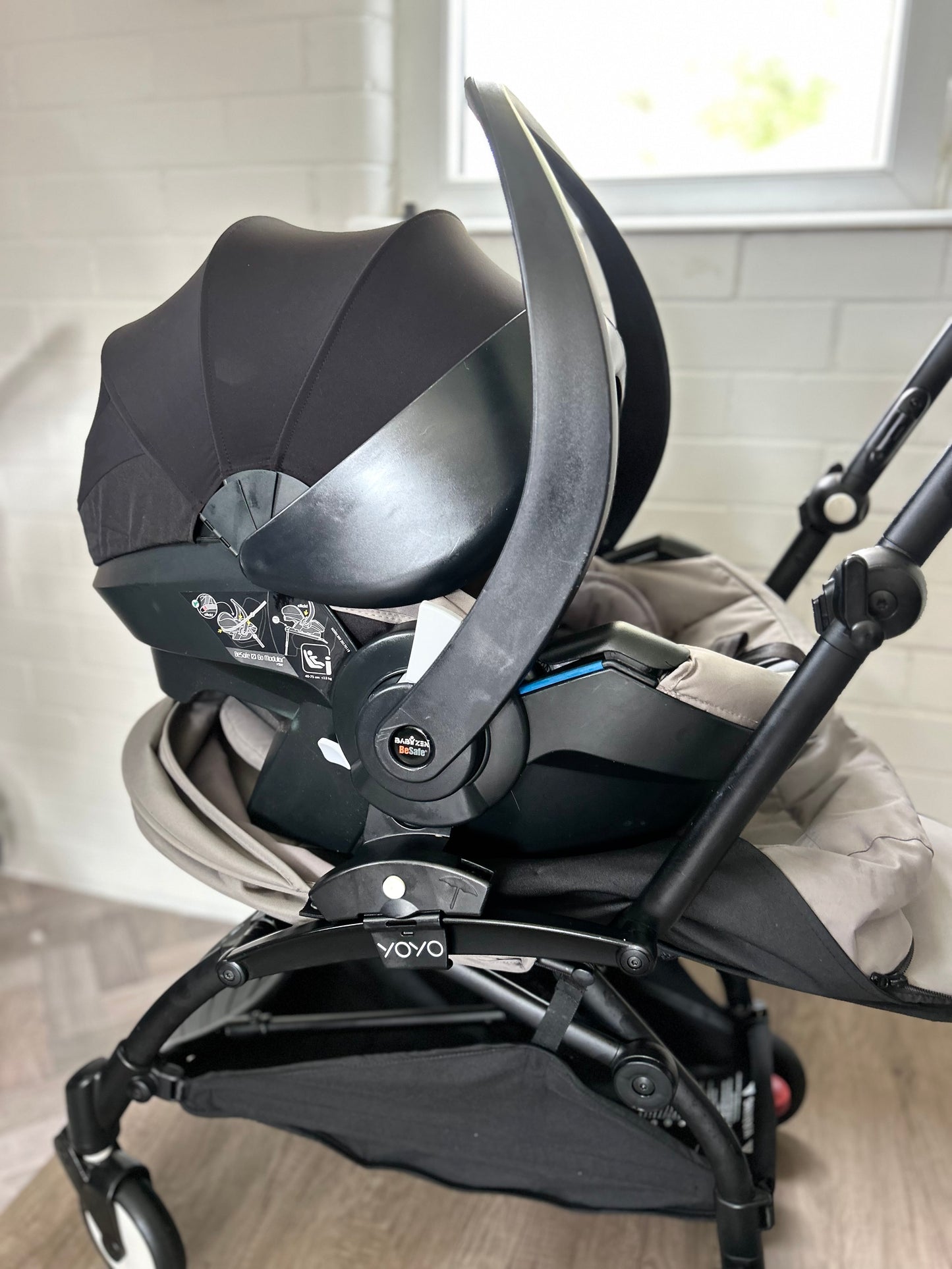 Babyzen YoYo 3 in 1 Travel System in Grey/Black