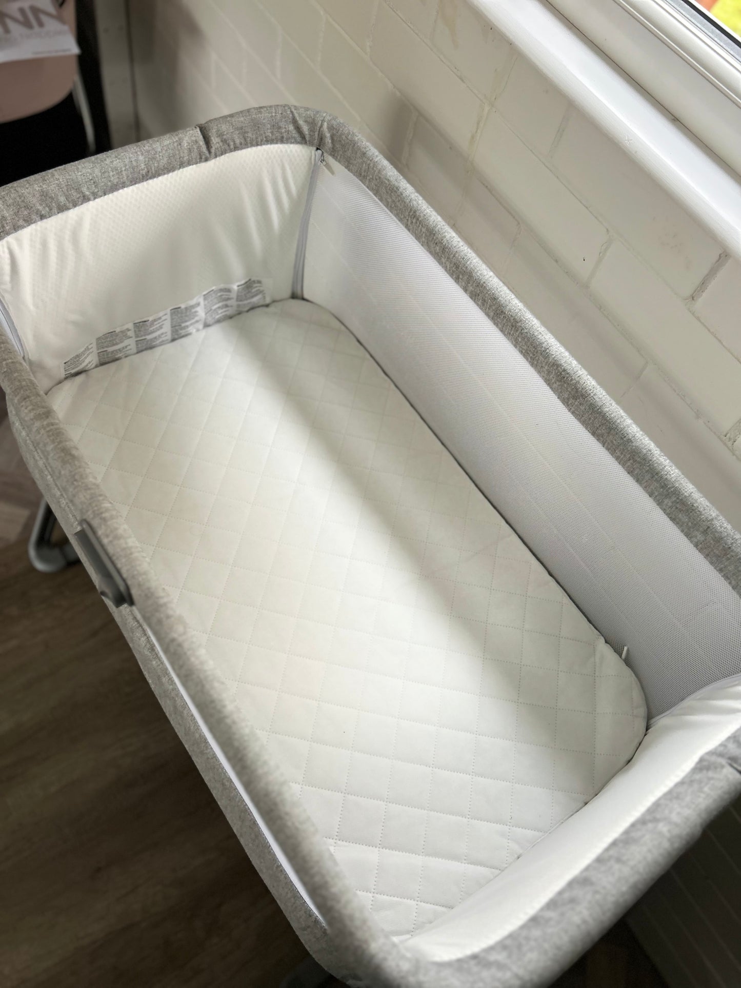 Mamas & Papas Lua Bedside Crib - Grey