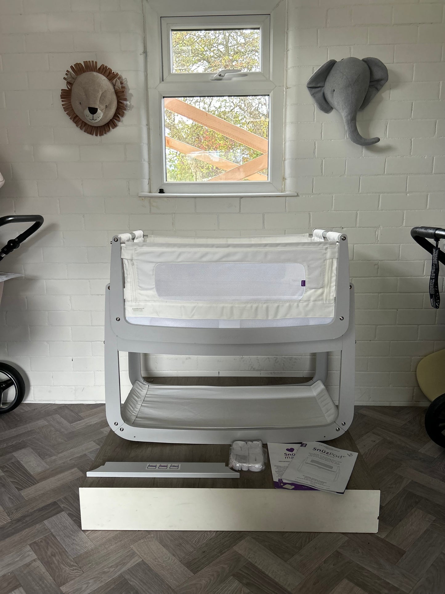 SnüzPod 4 Bedside Crib, Haze Grey