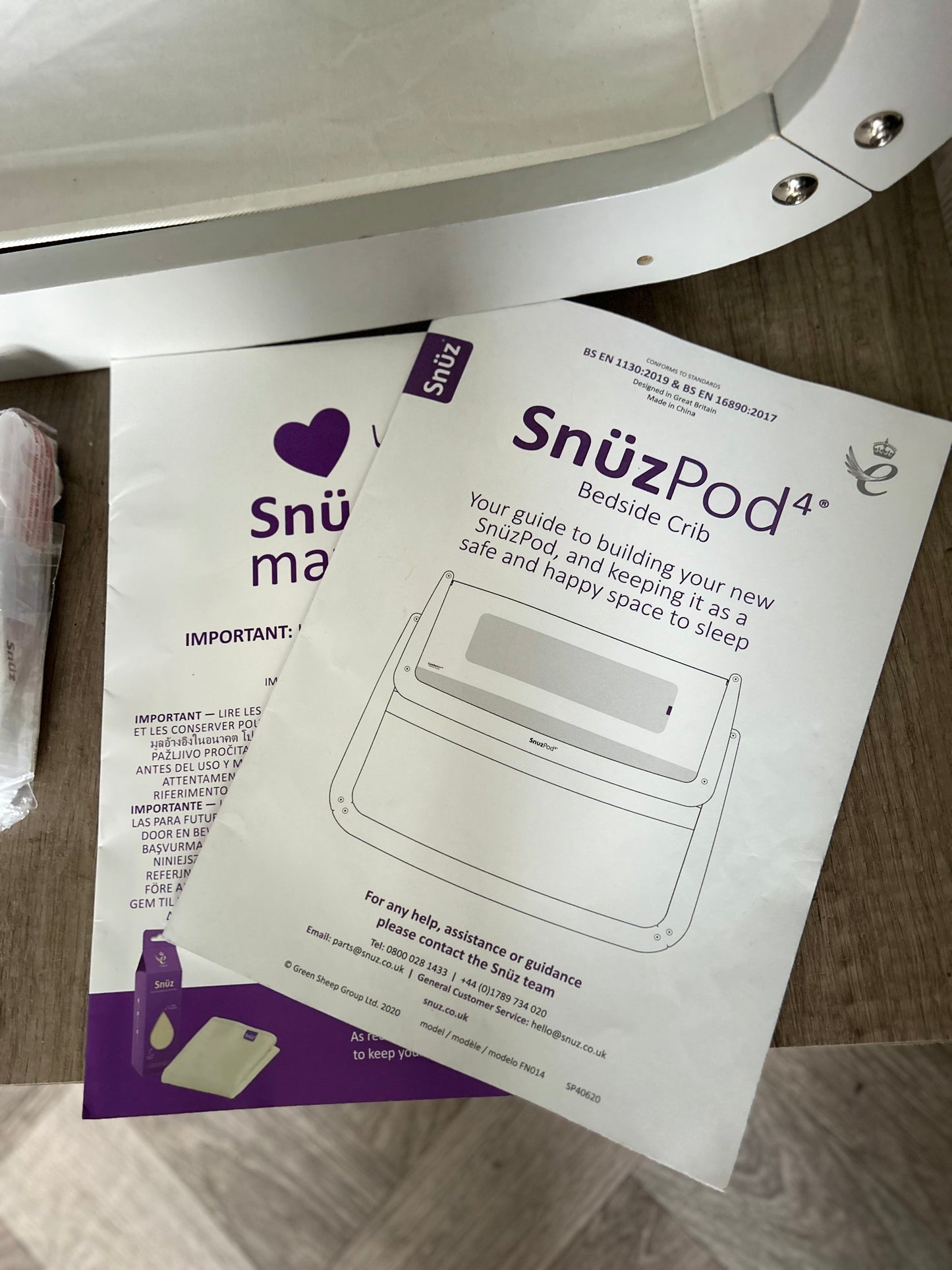 SnüzPod 4 Bedside Crib, Haze Grey