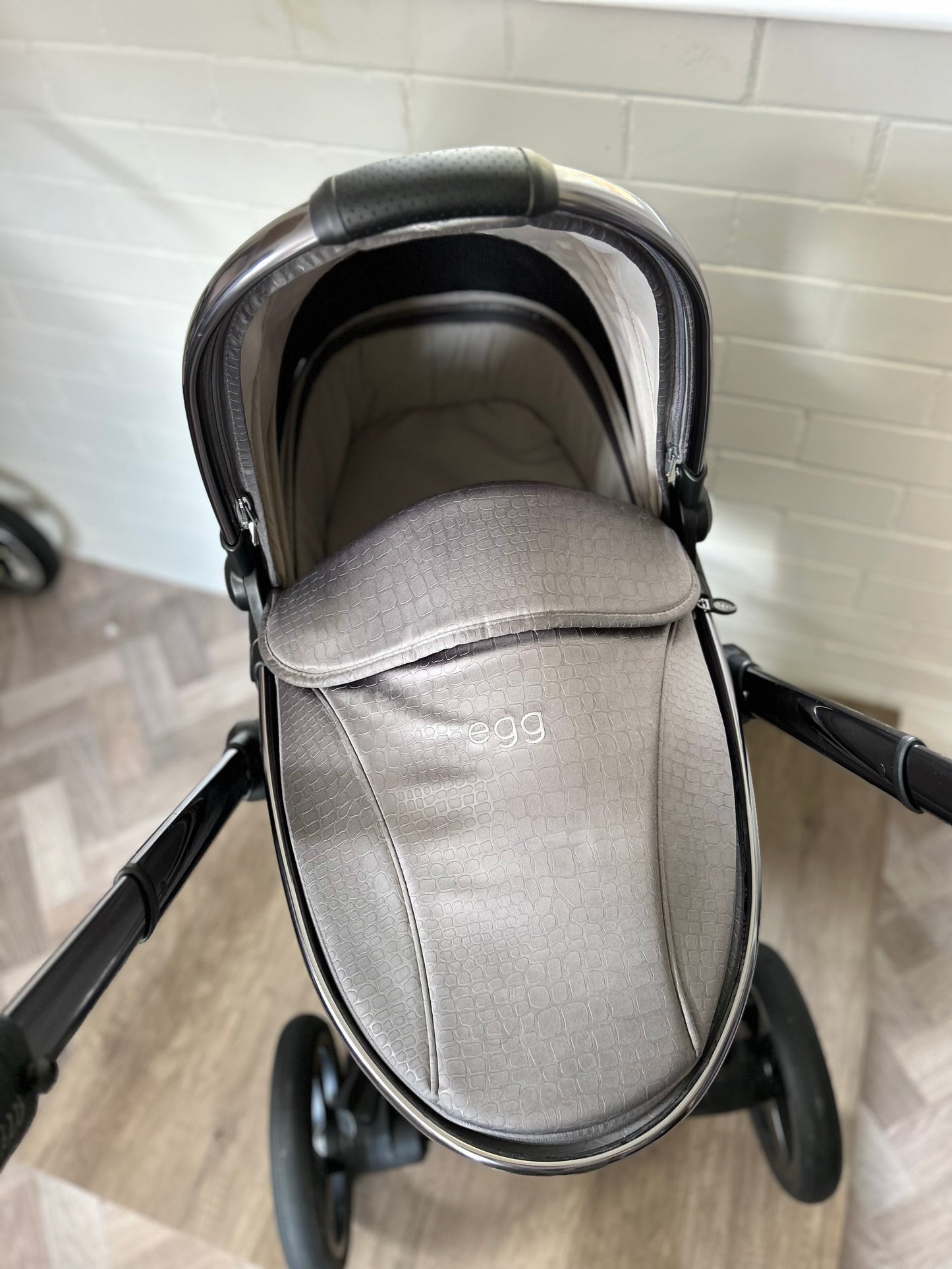 Egg2 - Jurassic Grey - 3 in 1 Travel System