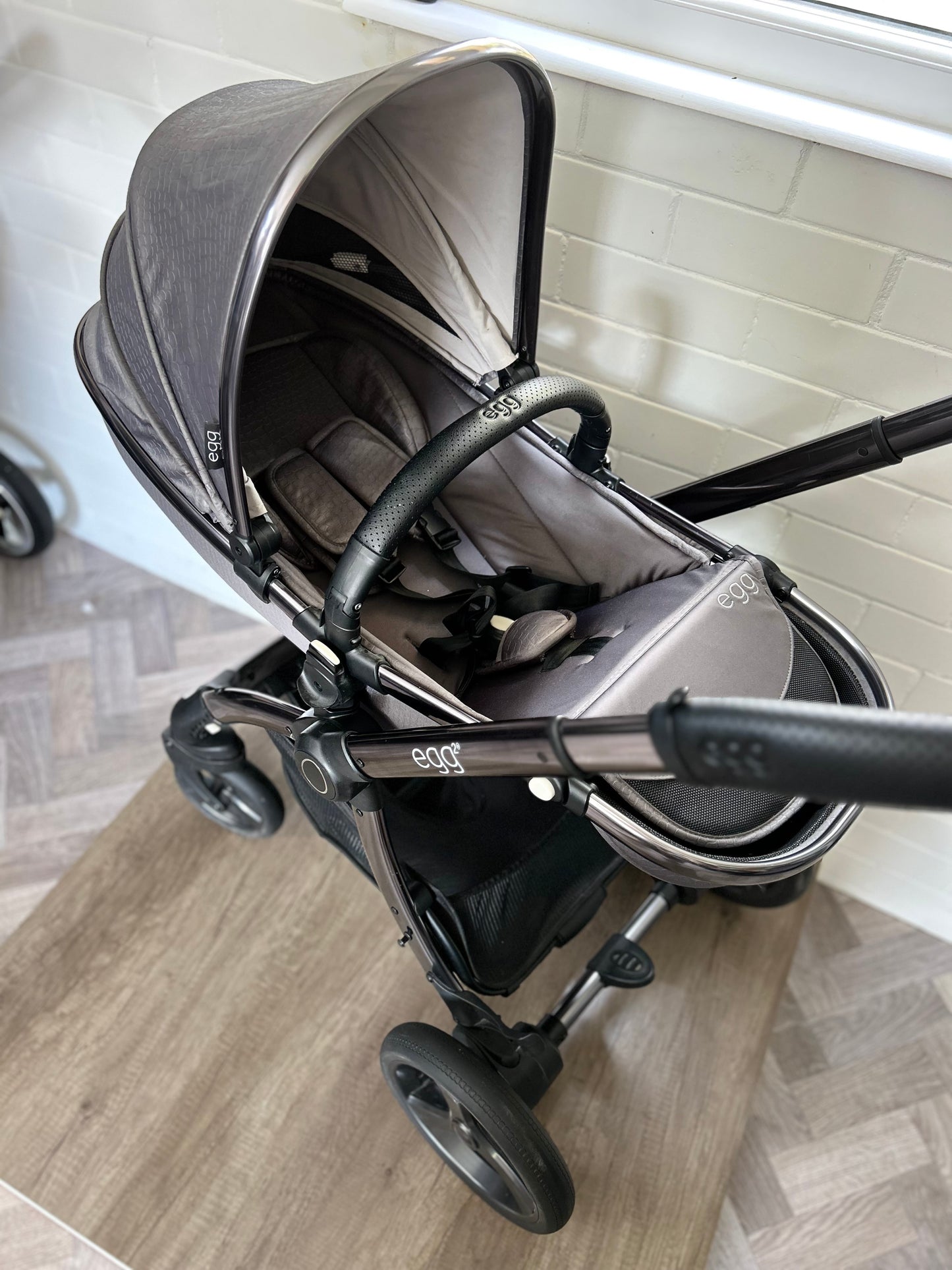 Egg2 - Jurassic Grey - 3 in 1 Travel System