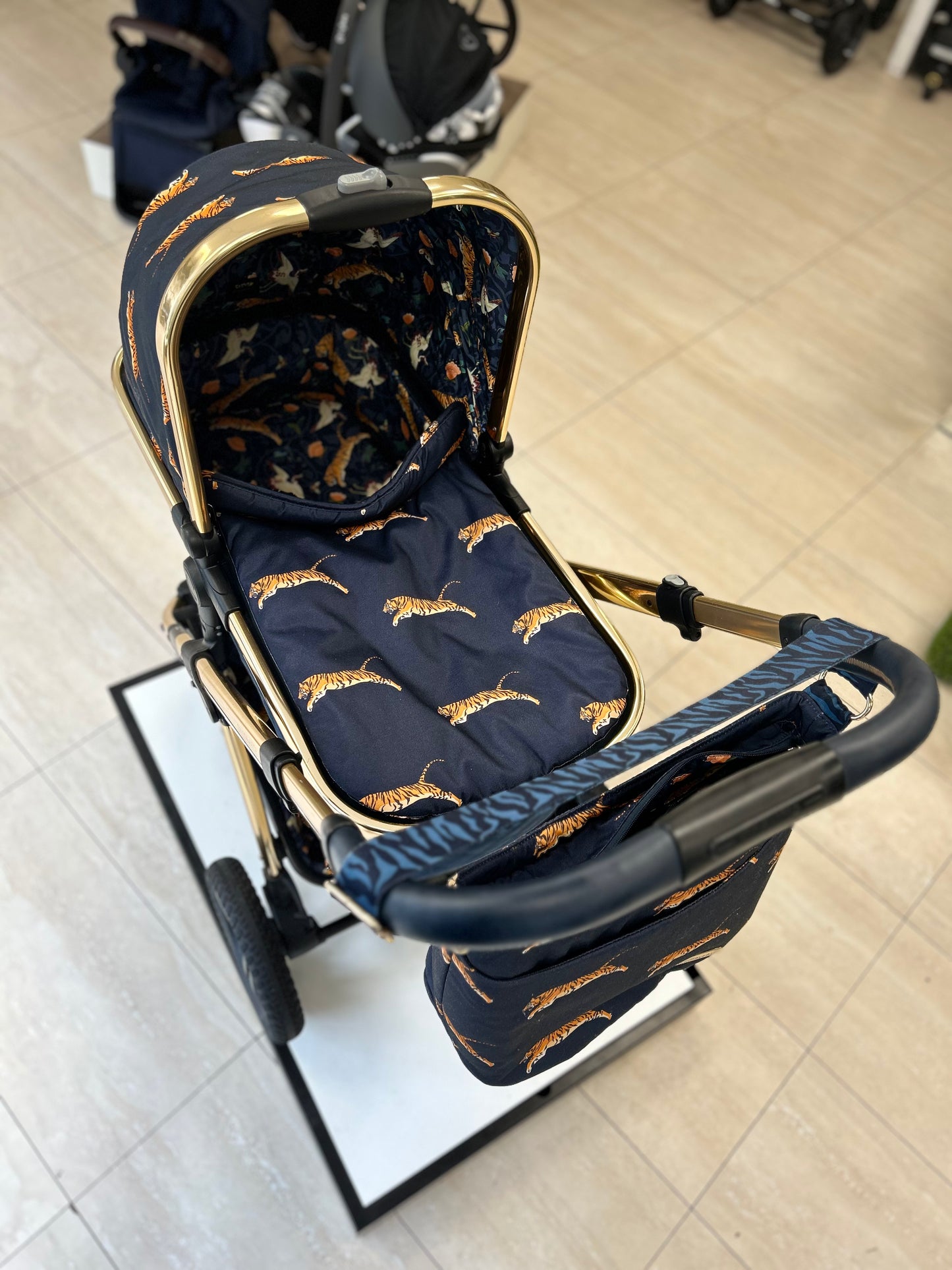 Cosatto Wow 2 Everything Bundle - On The Prowl