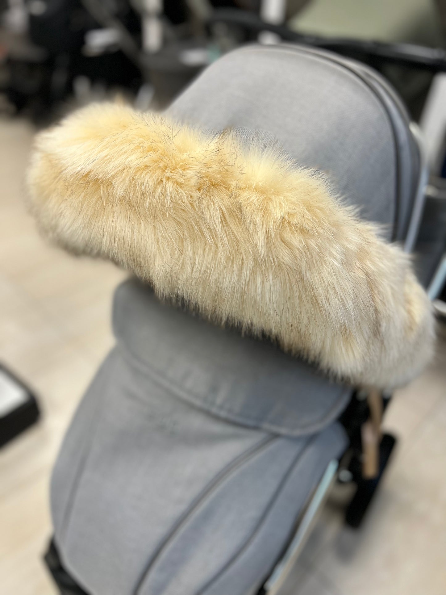 Teddy Extra Fluffy Pram Hood Fur