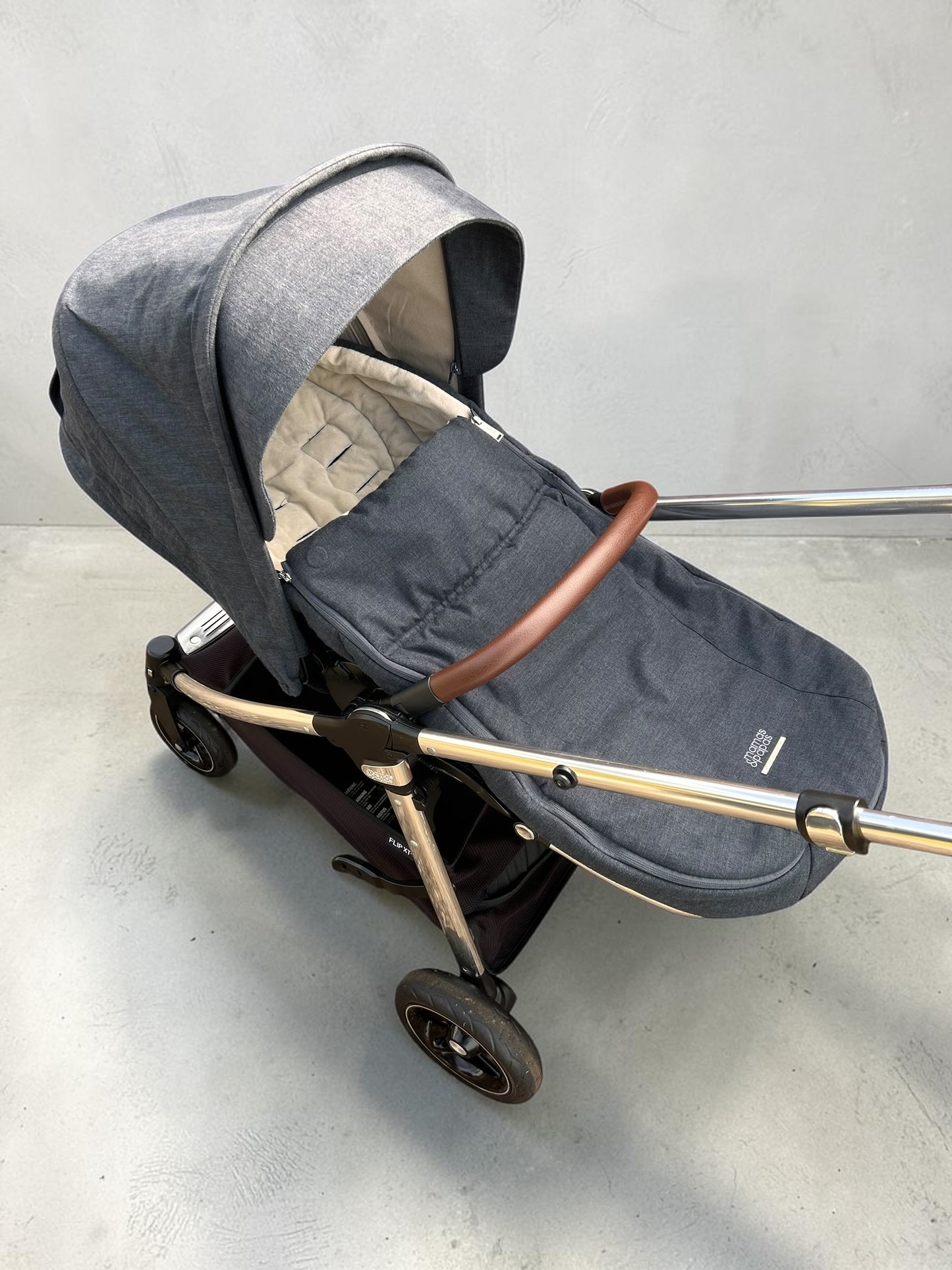 Mamas & Papas Flip XT3 Pushchair & Carrycot Bundle
