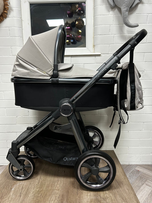 BabyStyle Oyster 3 - Stone - 3 in 1 Travel System