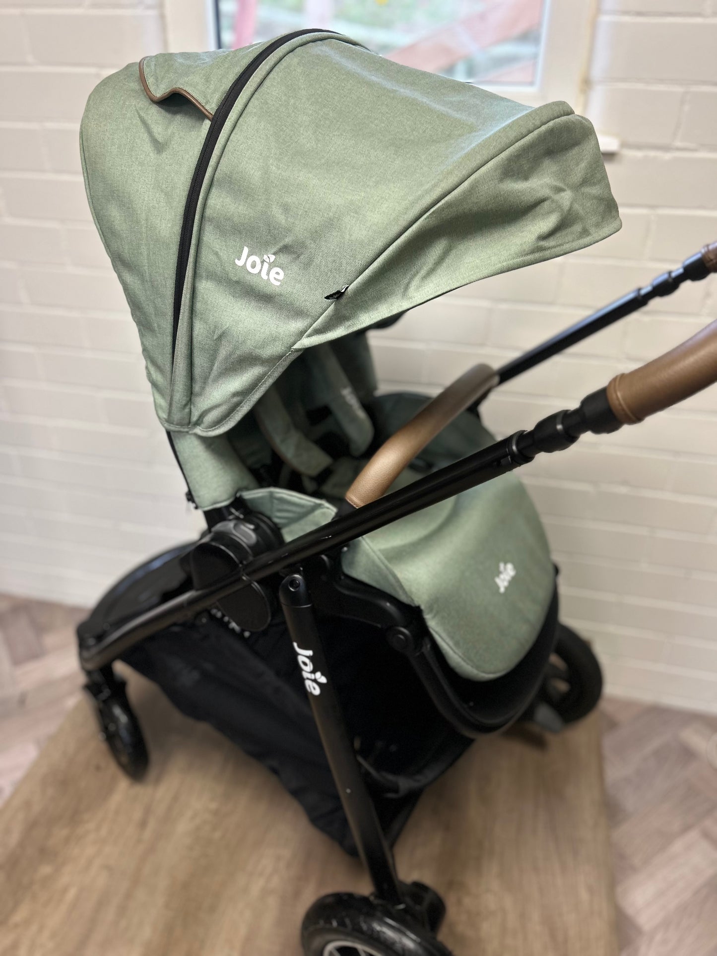 Joie Versatrax E Trio Travel System - Laurel