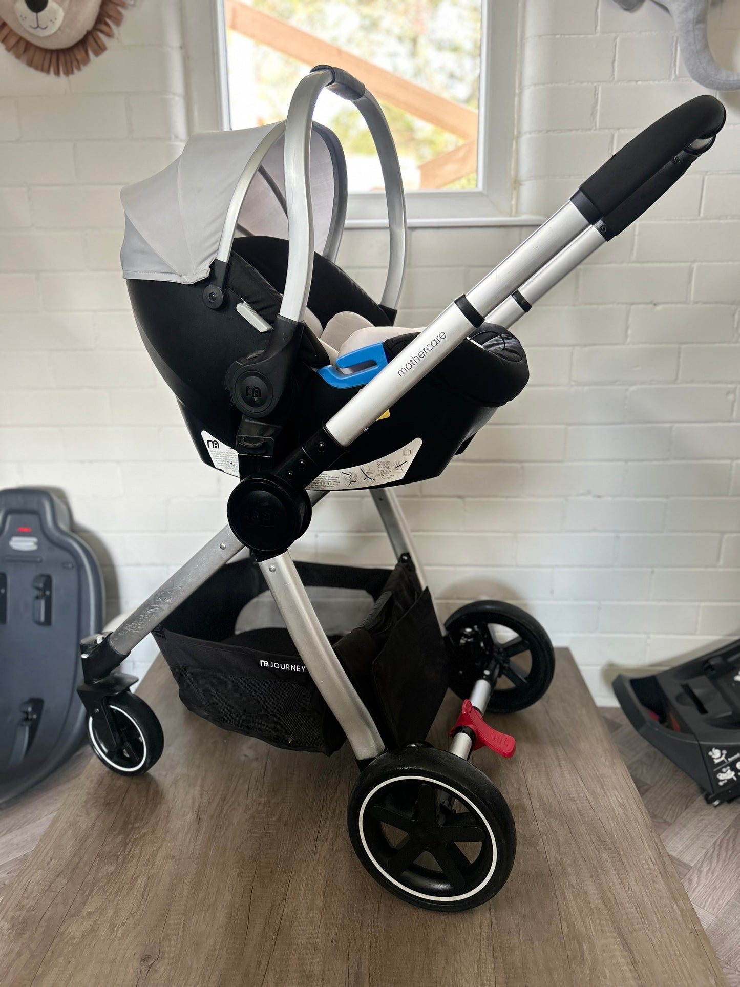 Mothercare 4-Wheel Journey Pushchair - Grey/Brushed Silver