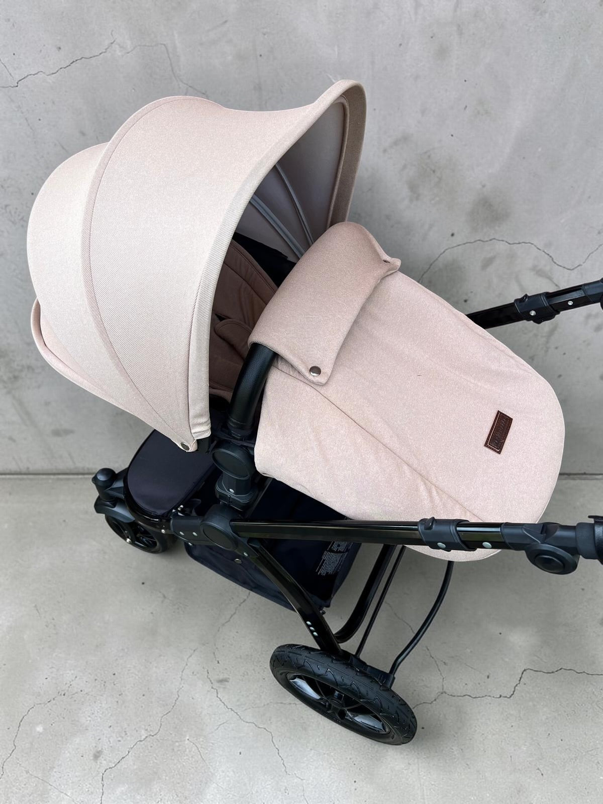 Ickle Bubba Stomp Luxe Travel System + Isofix Base - Desert / Black