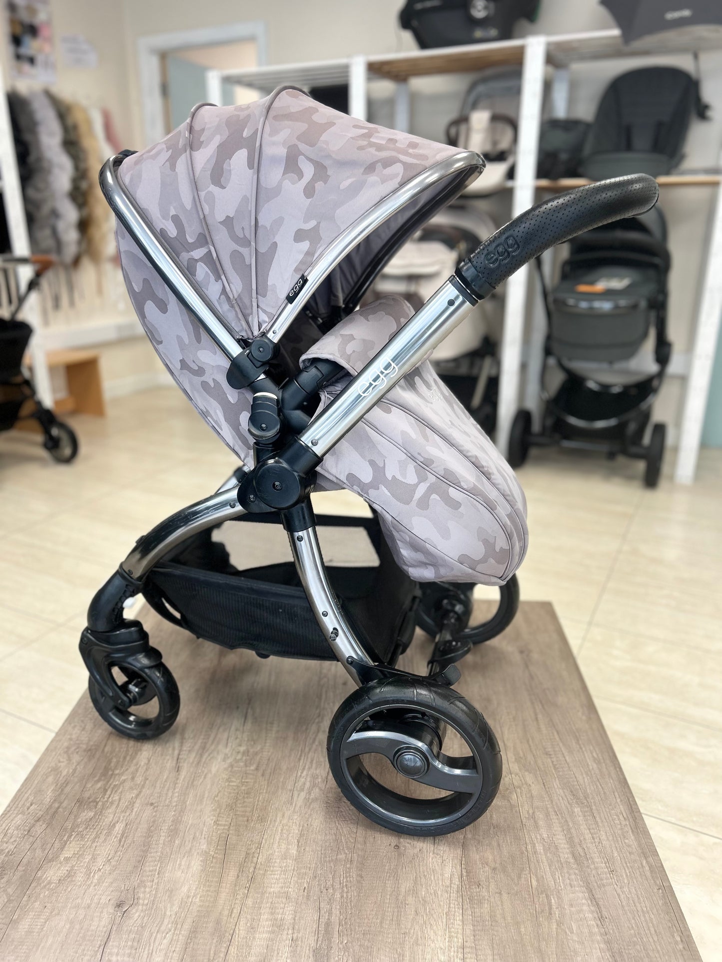 BabyStyle Egg Full Travel System  - Camo Grey