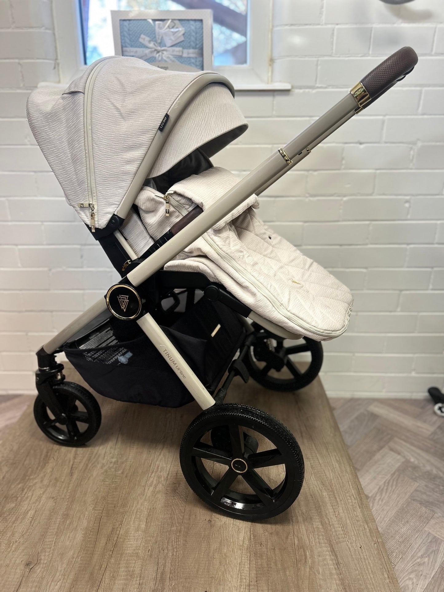 Venicci Tinum Upline - Stone Beige - 2 in 1 Travel System