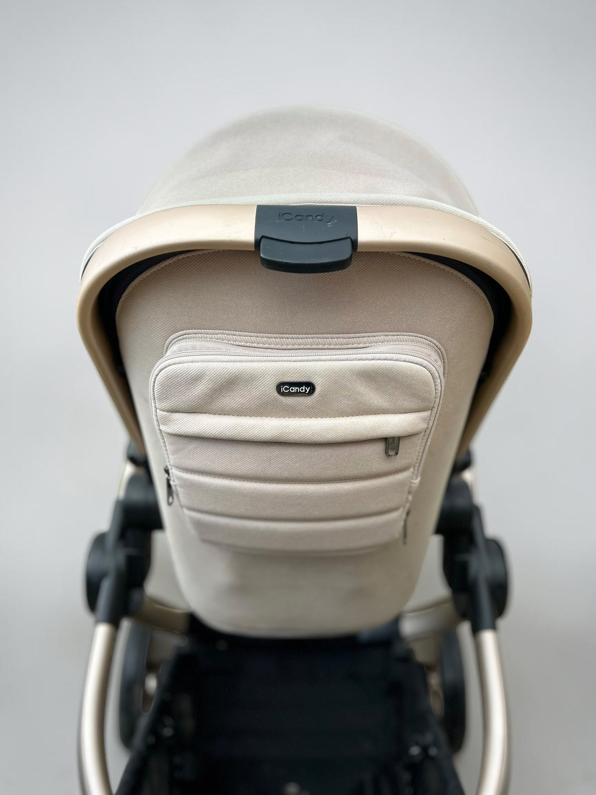 iCandy Peach 7 – Biscotti 2-in-1 Travel System Bundle