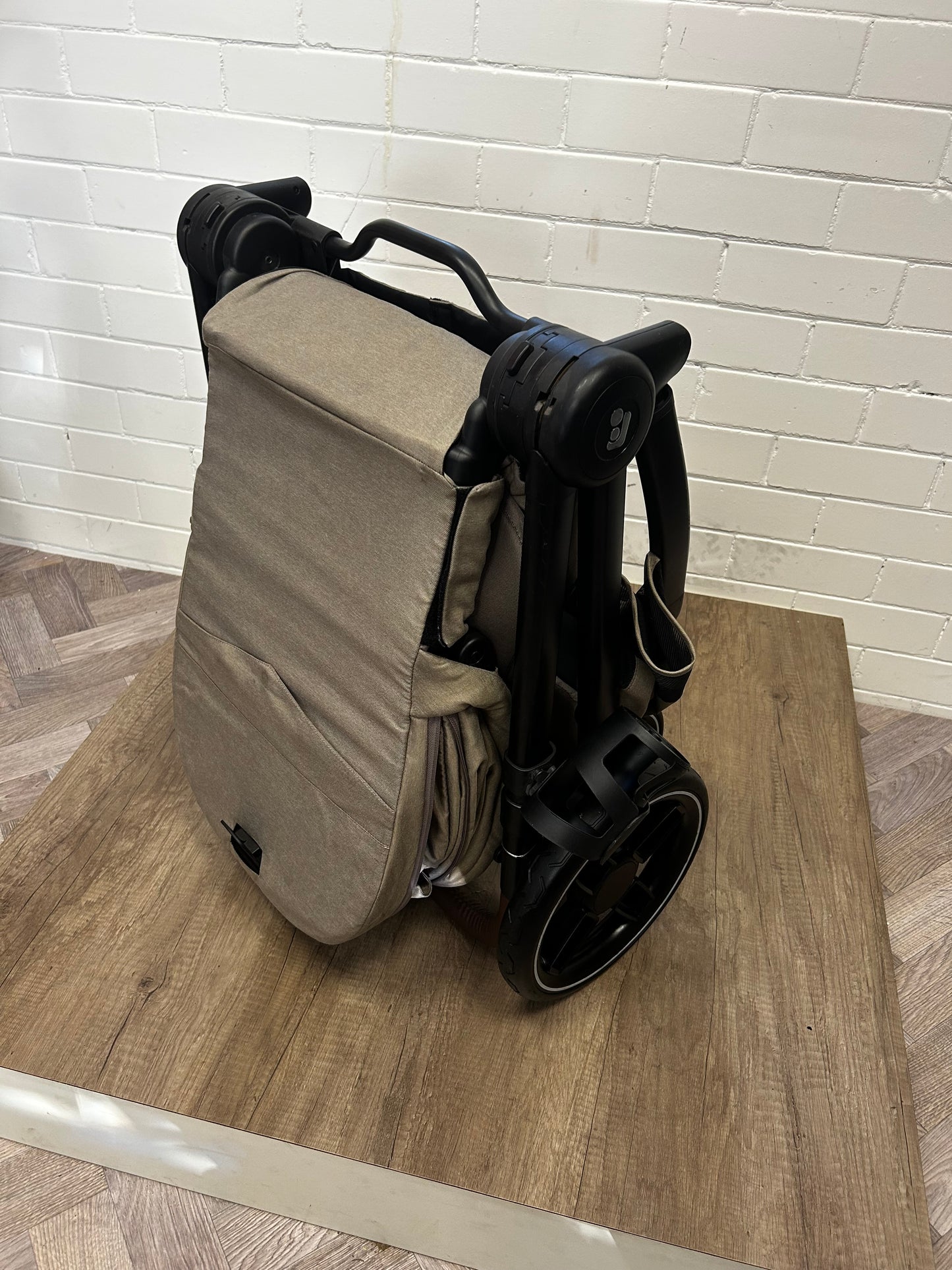 Maxi-Cosi Oxford+ - Twillic Truffle - 3in1 Travel System