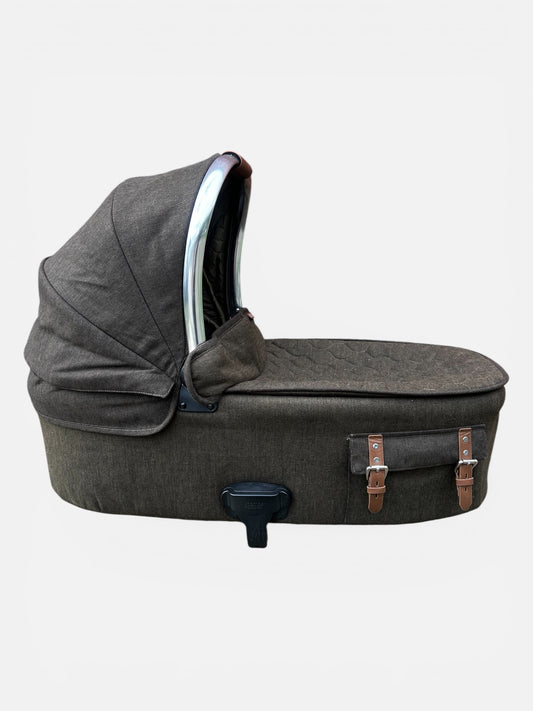 Mamas & Papas Ocarro Carrycot Khaki Explorer